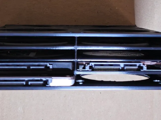 5.25 to 8 2.5 7mm hard drive ssd encloser adapter for NAS Server