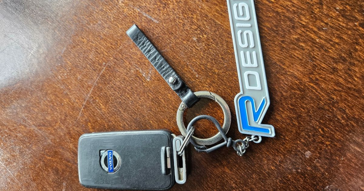 R design keychain by Artsy Voxel | Download free STL model | Printables.com