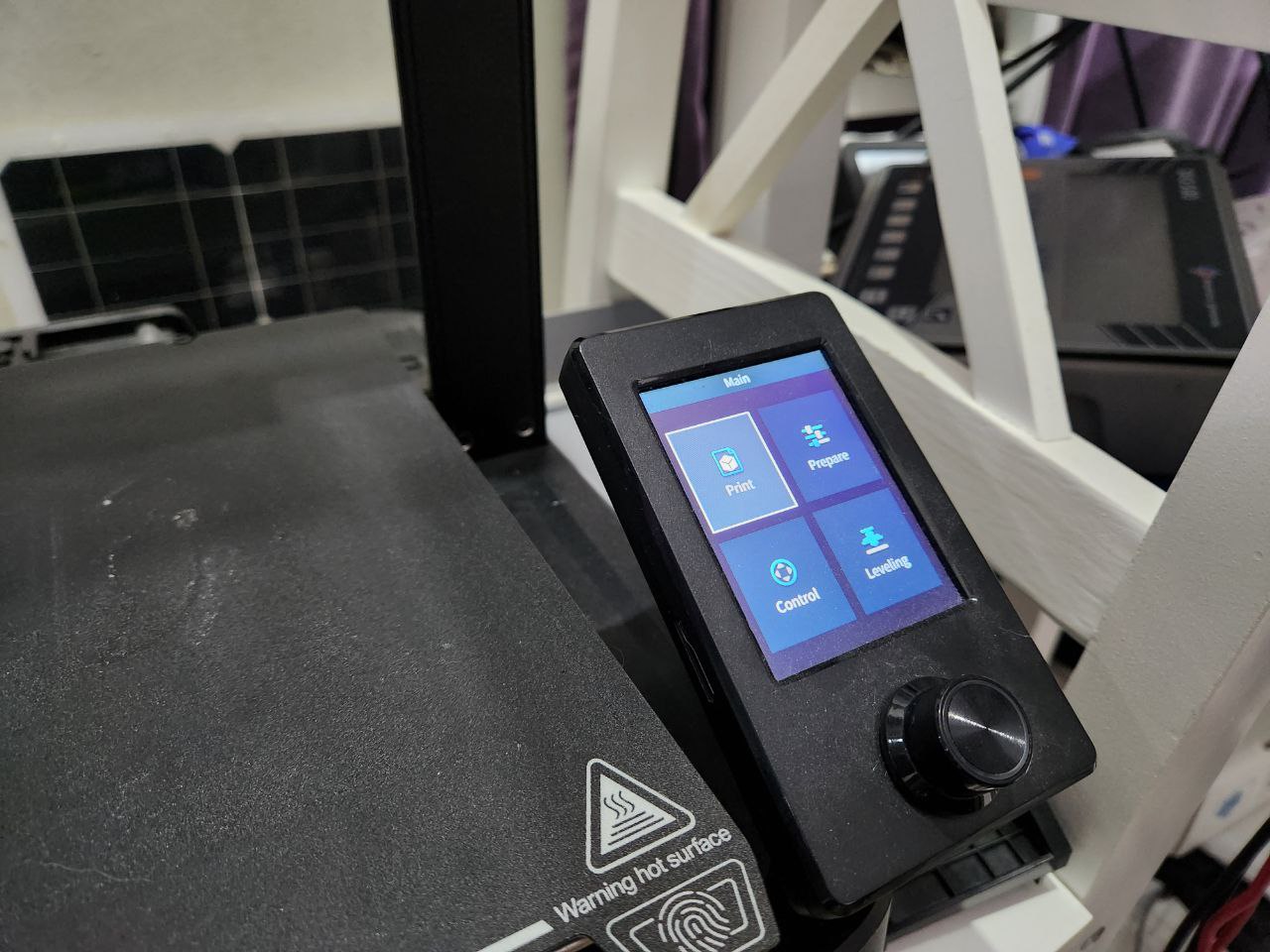 Ender 3 V3 SE / Ender 3 SE LCD reposition stand (Remix)