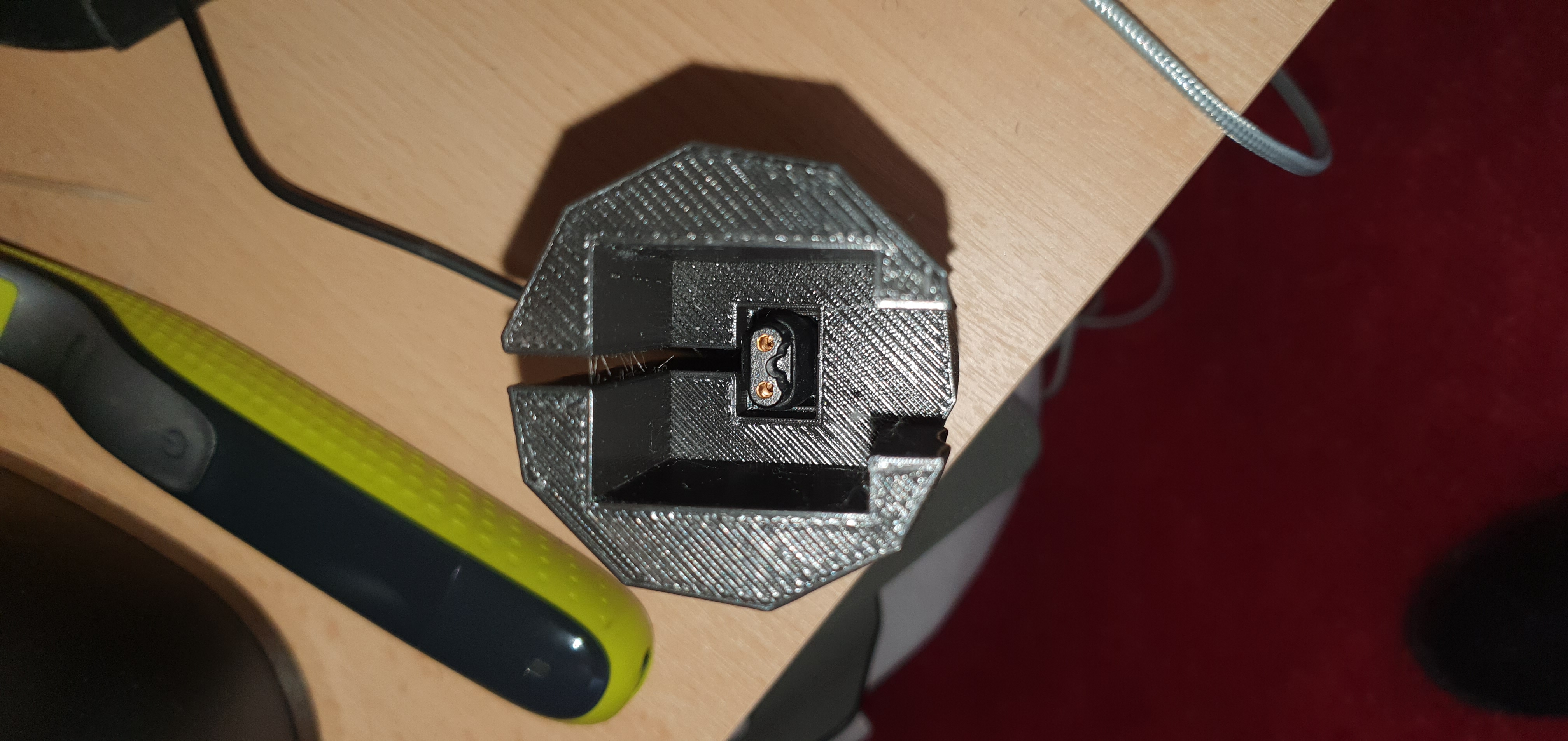 Phillips One Blade charging Stand