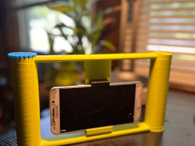 Universal Phone Stabilizing Camera Rig