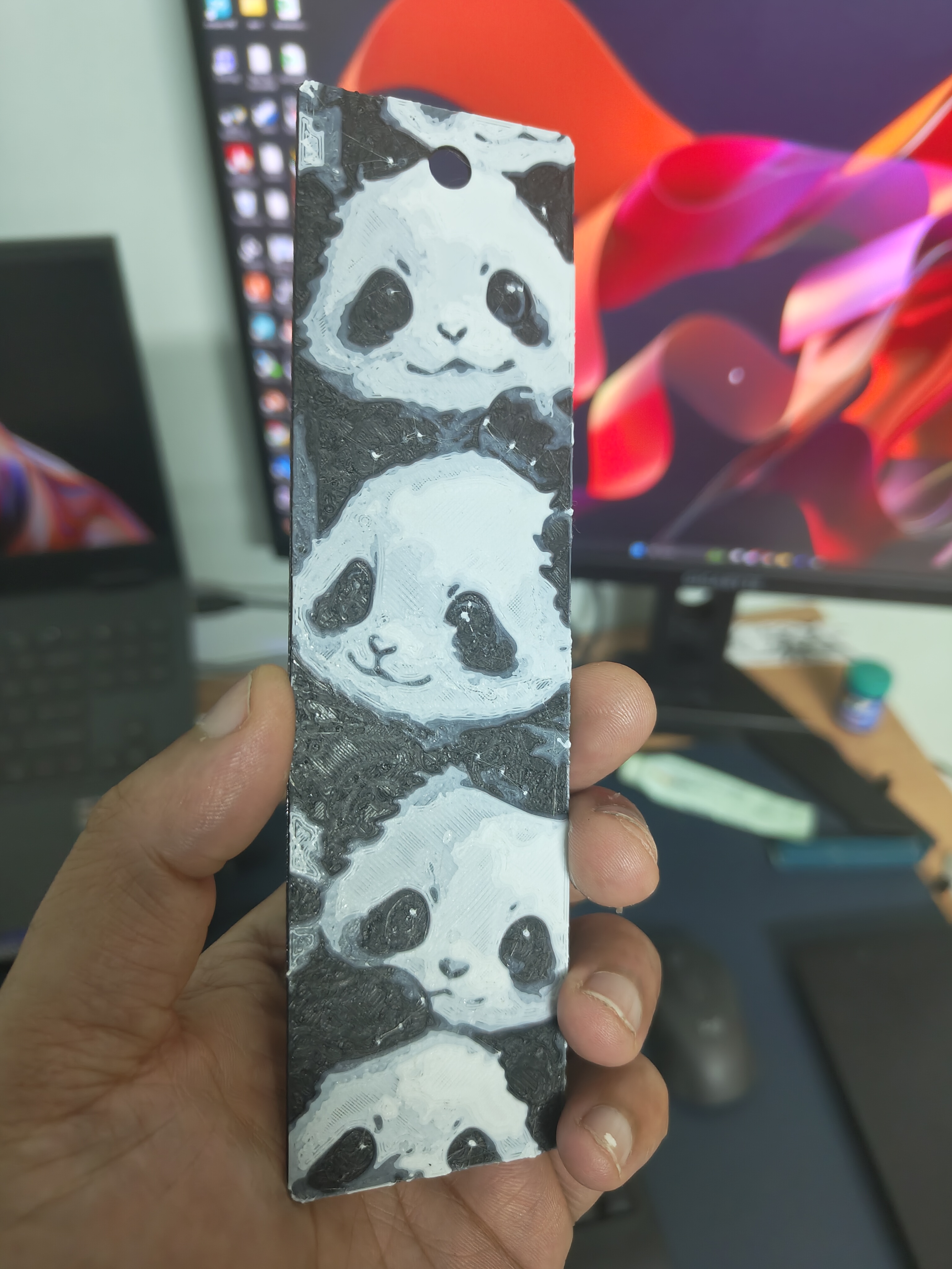 Miniatura 2 do modelo 3D Panda Bookmark hueforge