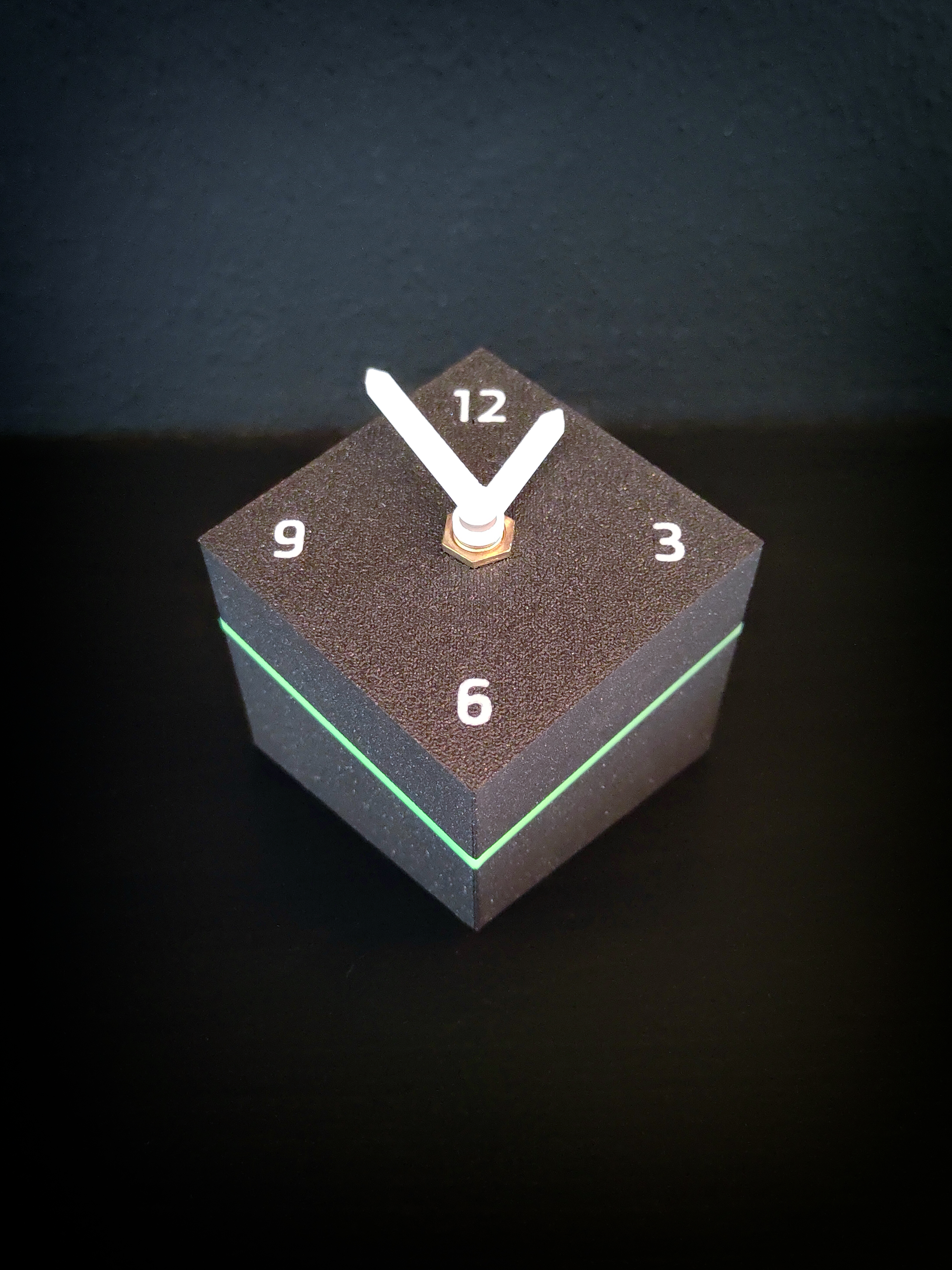 Miniatura 3 do modelo 3D Qbe Clock (Free edition)