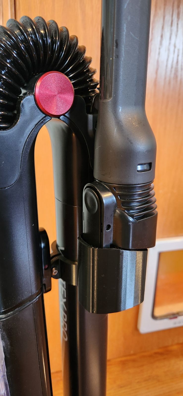 Shark Attachment Holder by KobraC0mmander Download free STL model