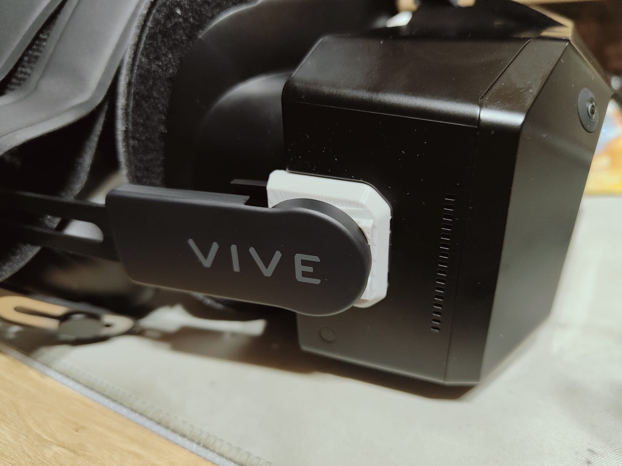Crystal super Vive Deluxe Audio Head Strap Adaptor