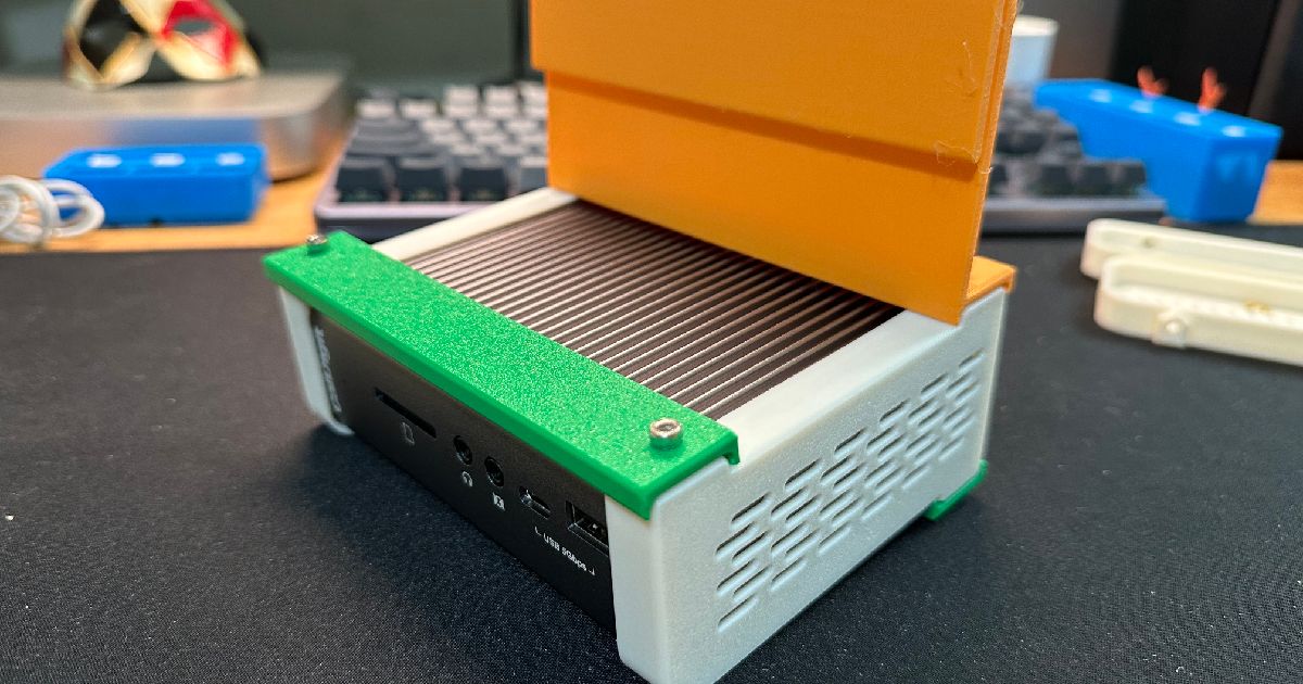 Caldigit TS3 Plus underdesk holder (no screws in your table top) by