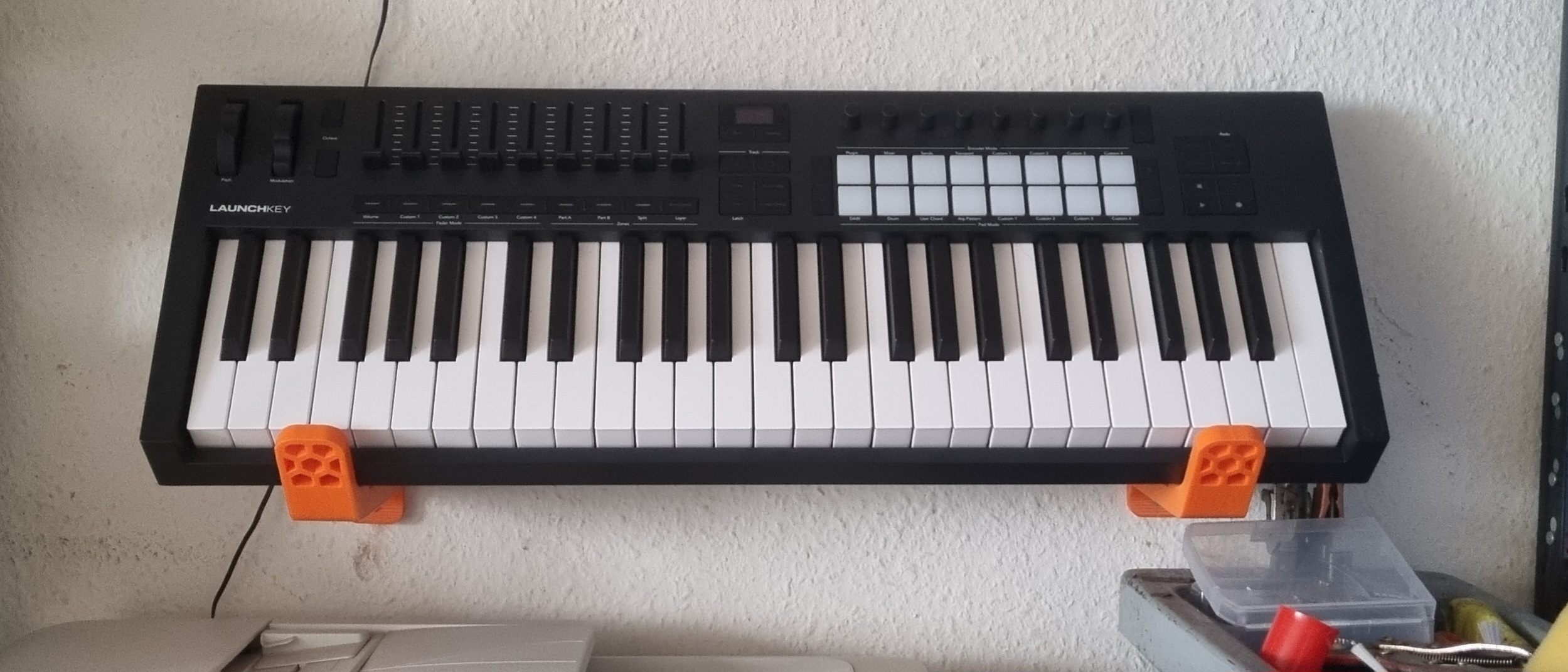 Wall Mount / Keyboard Holder / Wandhalterung