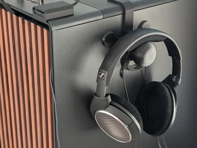 Fractal North Magnetic Headphone Holder