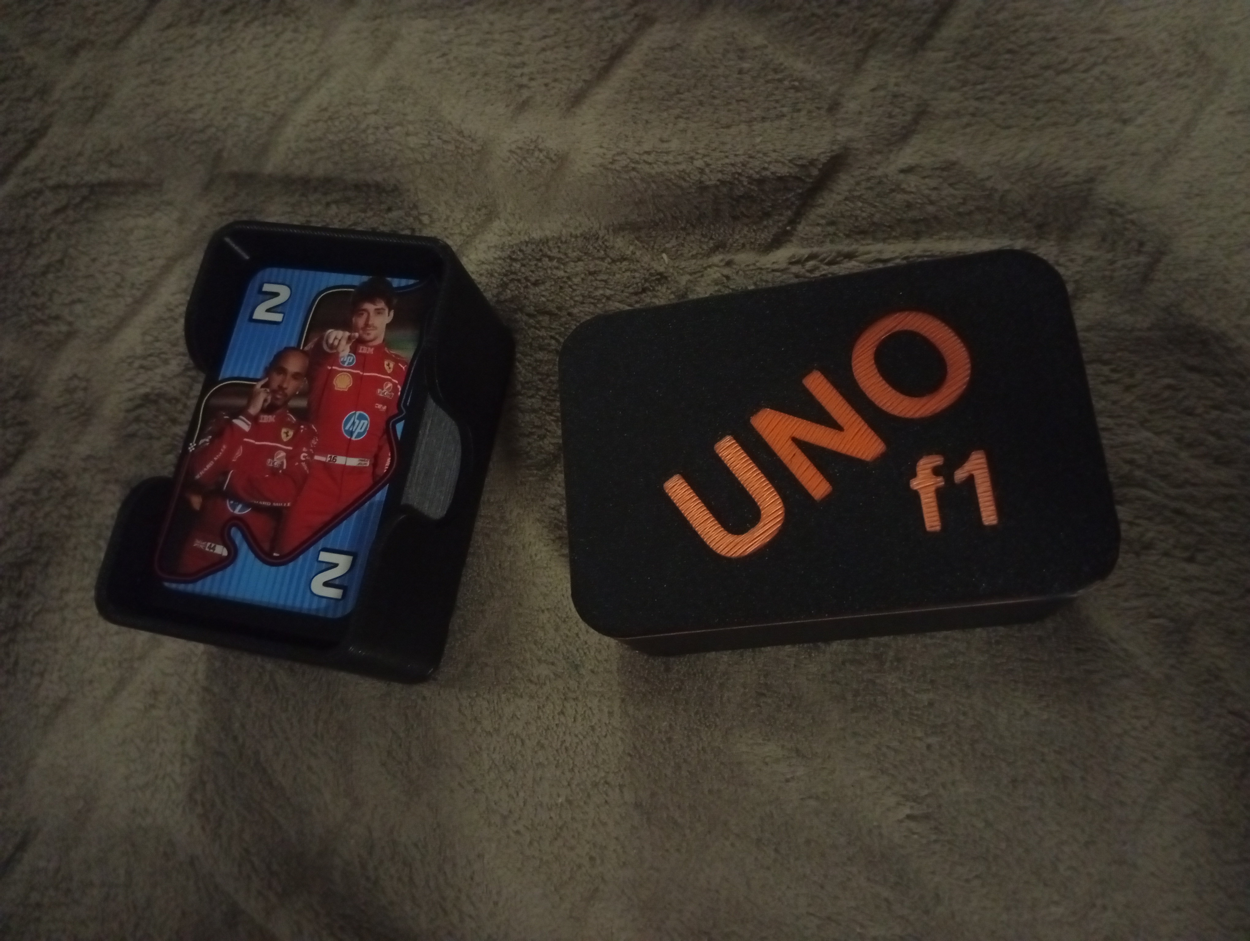 Krabička UNO f1