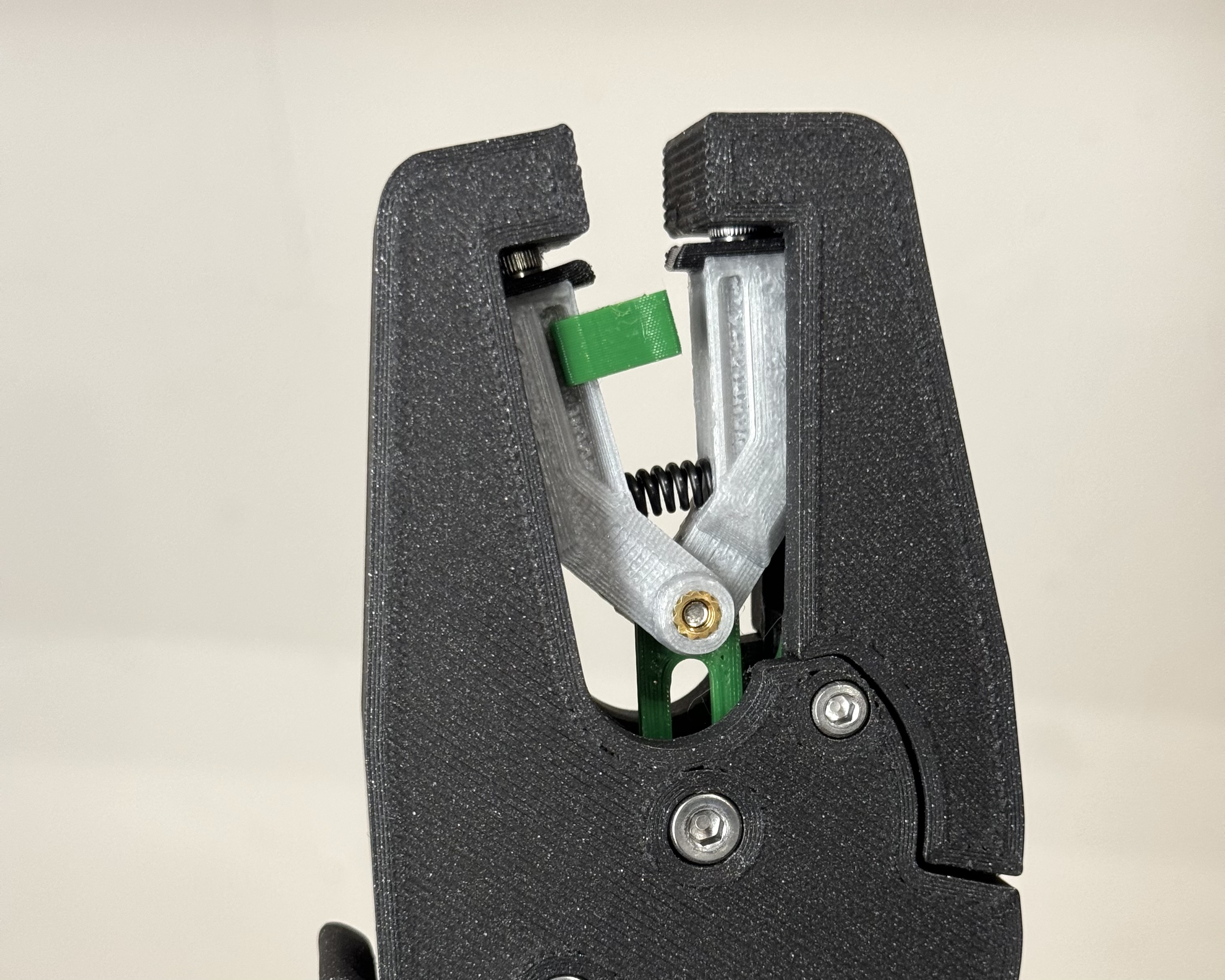 Miniatura 30 do modelo 3D Wire Stripper Pro – Functional Maker Tool