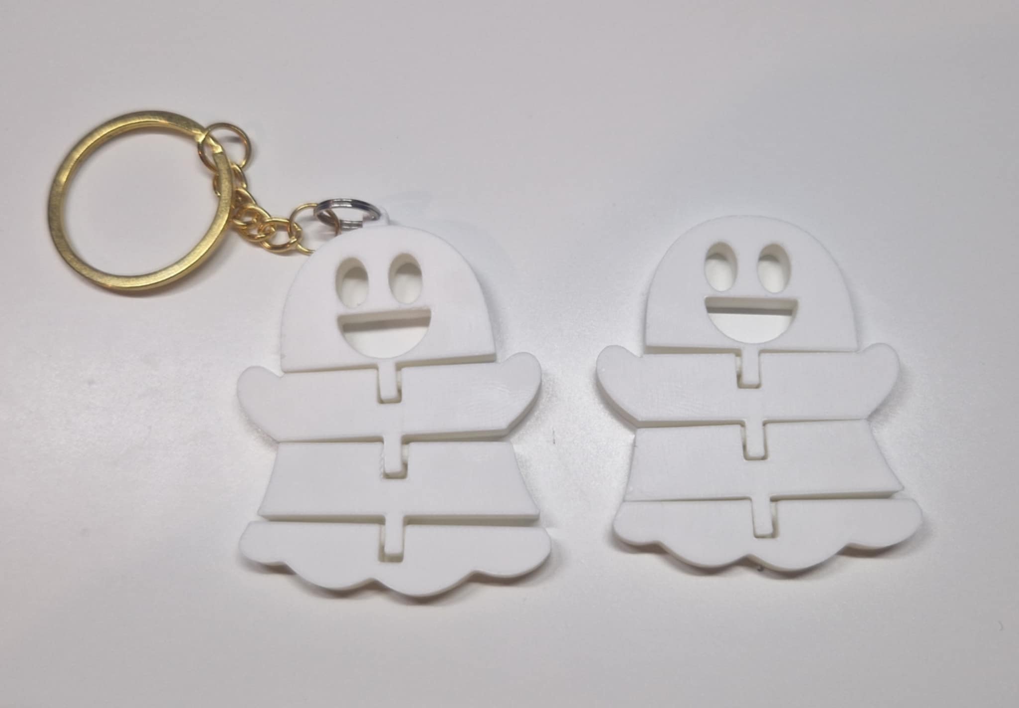 Miniatura 3 do modelo 3D The Cute Ghost keychain