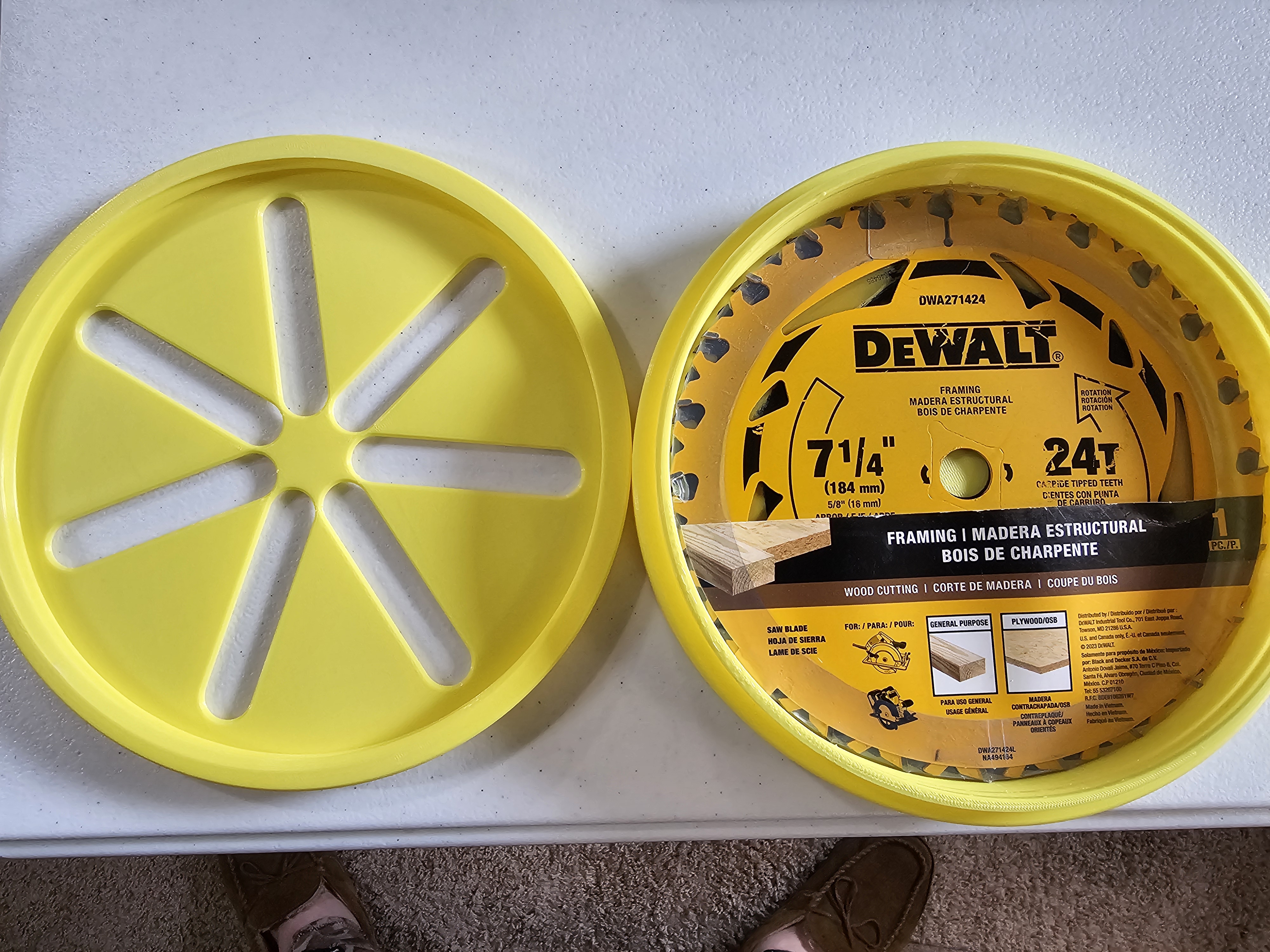 Circular Saw Blade Storage case for 7 ¼” blades.