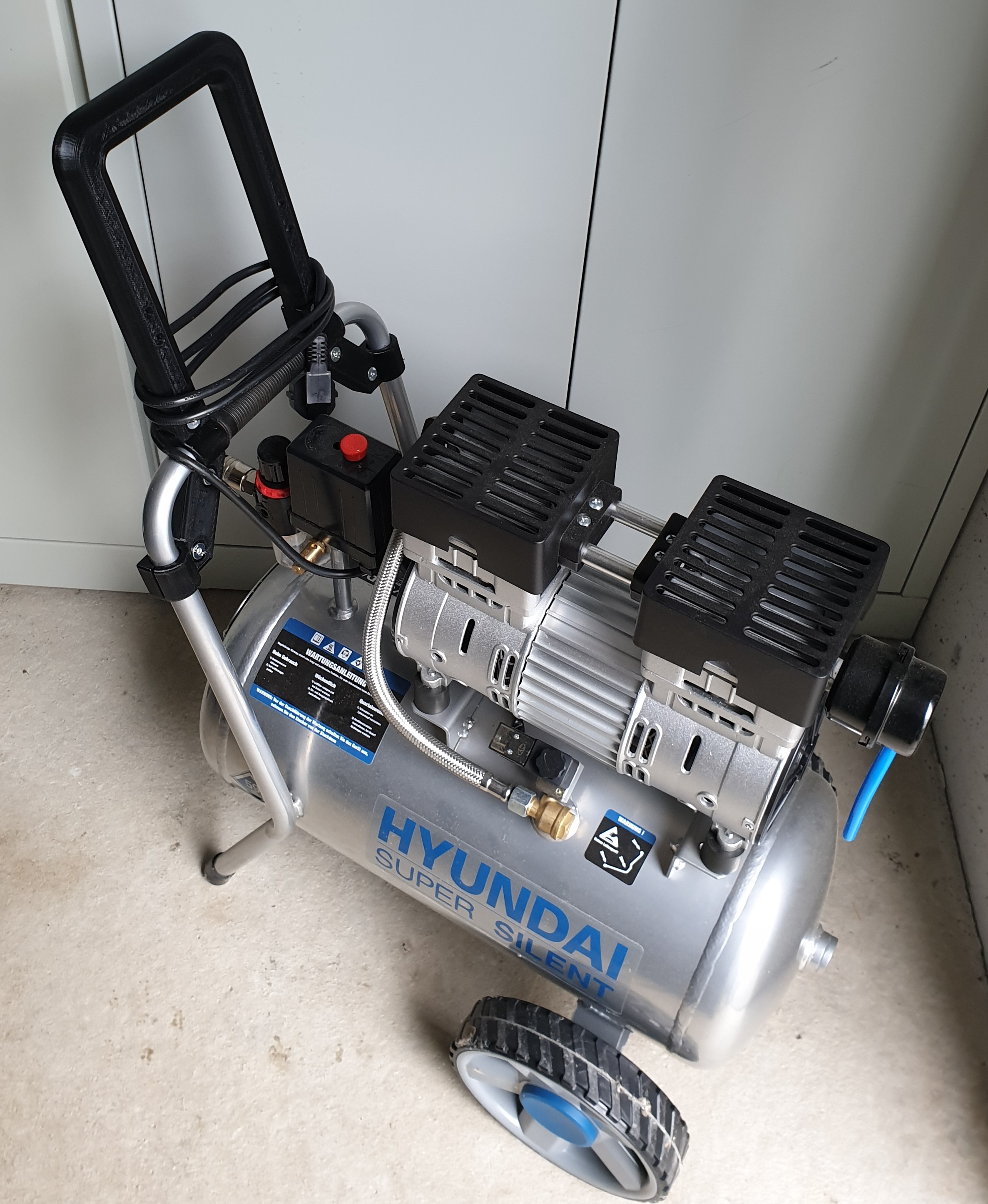 Extended handle for HYUNDAI Silent Compressor 24 Liter - SAC55752