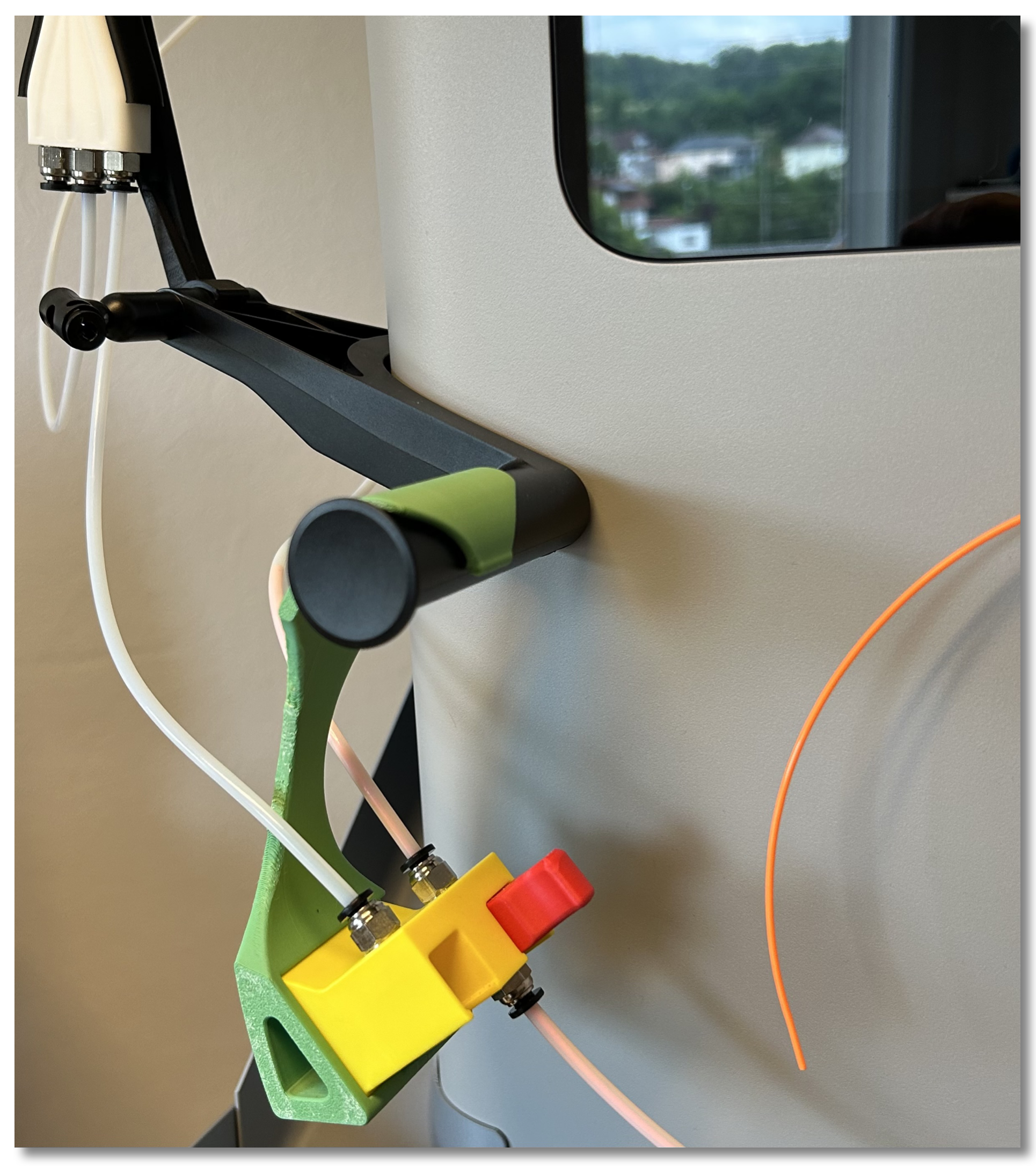 Magnetic Switch für PTFE-Schlauch an dem H2D