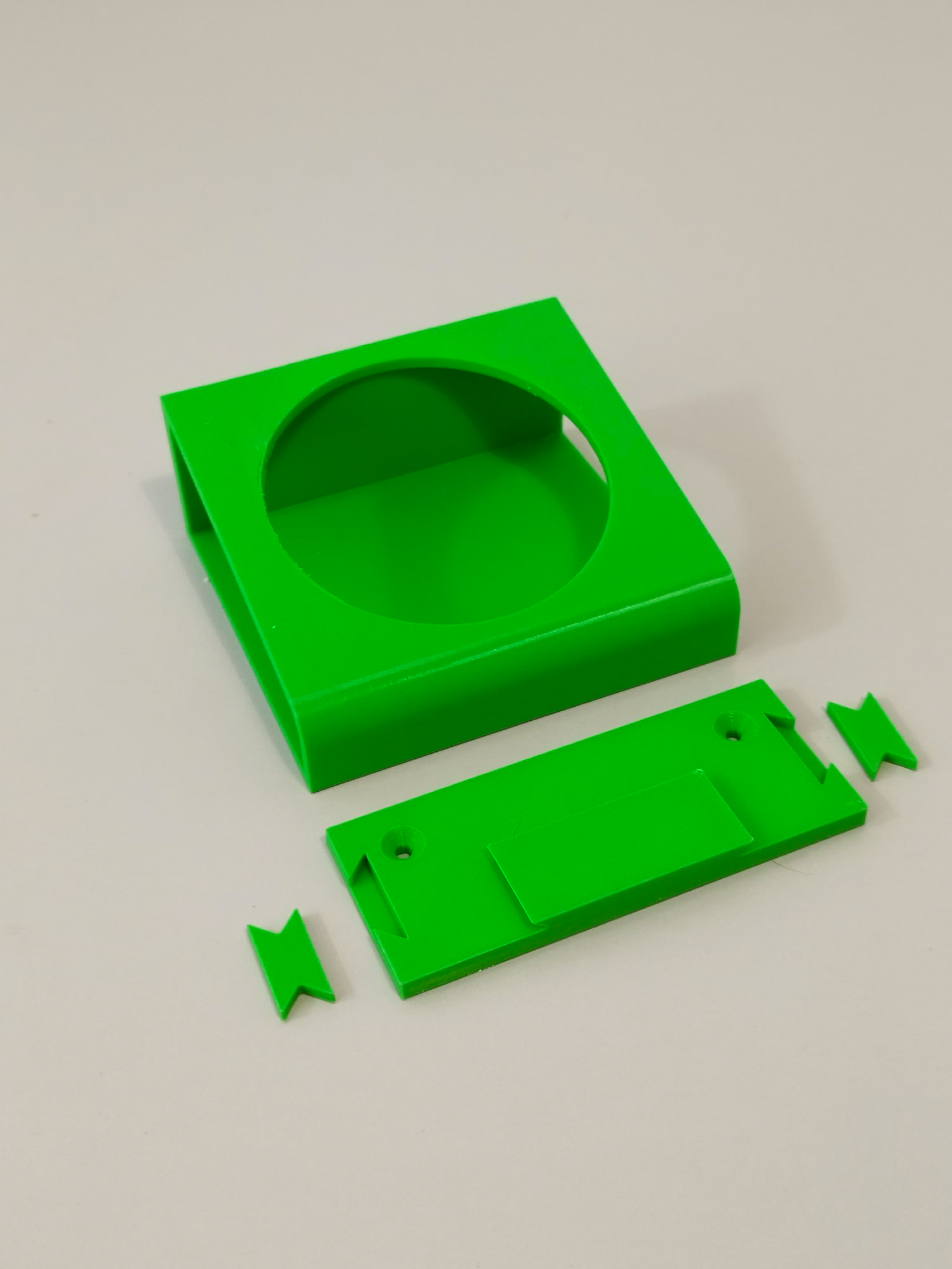 Wall mount for round mini planters — thumbnail 5