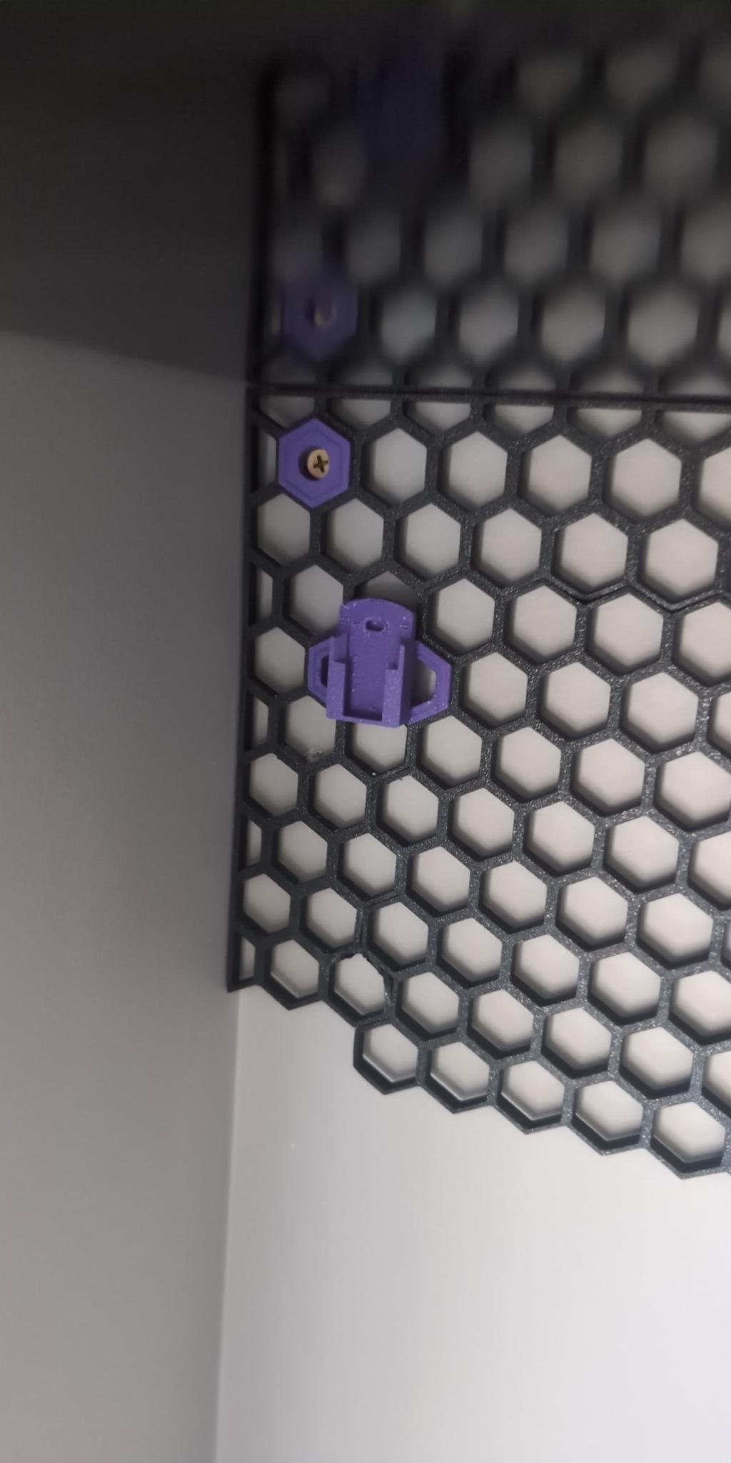 Klein Multimeter for honeycomb wall (wrong orientation)