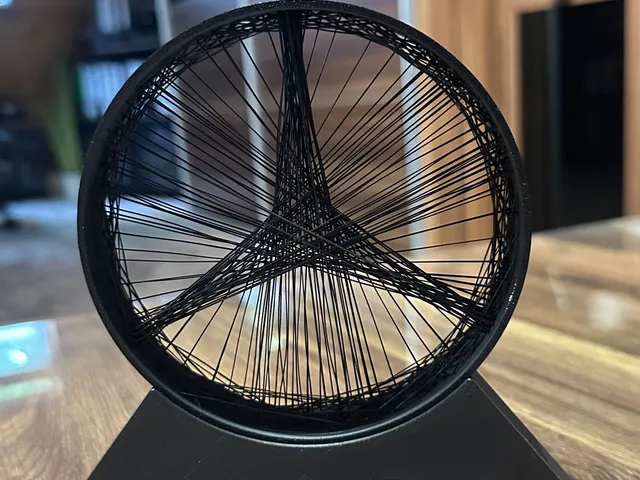 MERCEDES STRING-ART / DECORATION / MERCEDES-BENZ