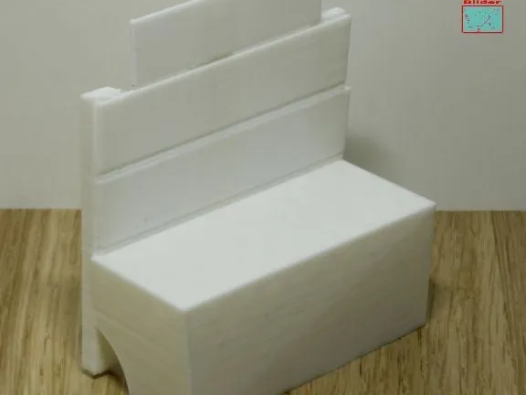 DIY Bank "Pionierbank" (maßstabsgetreu)