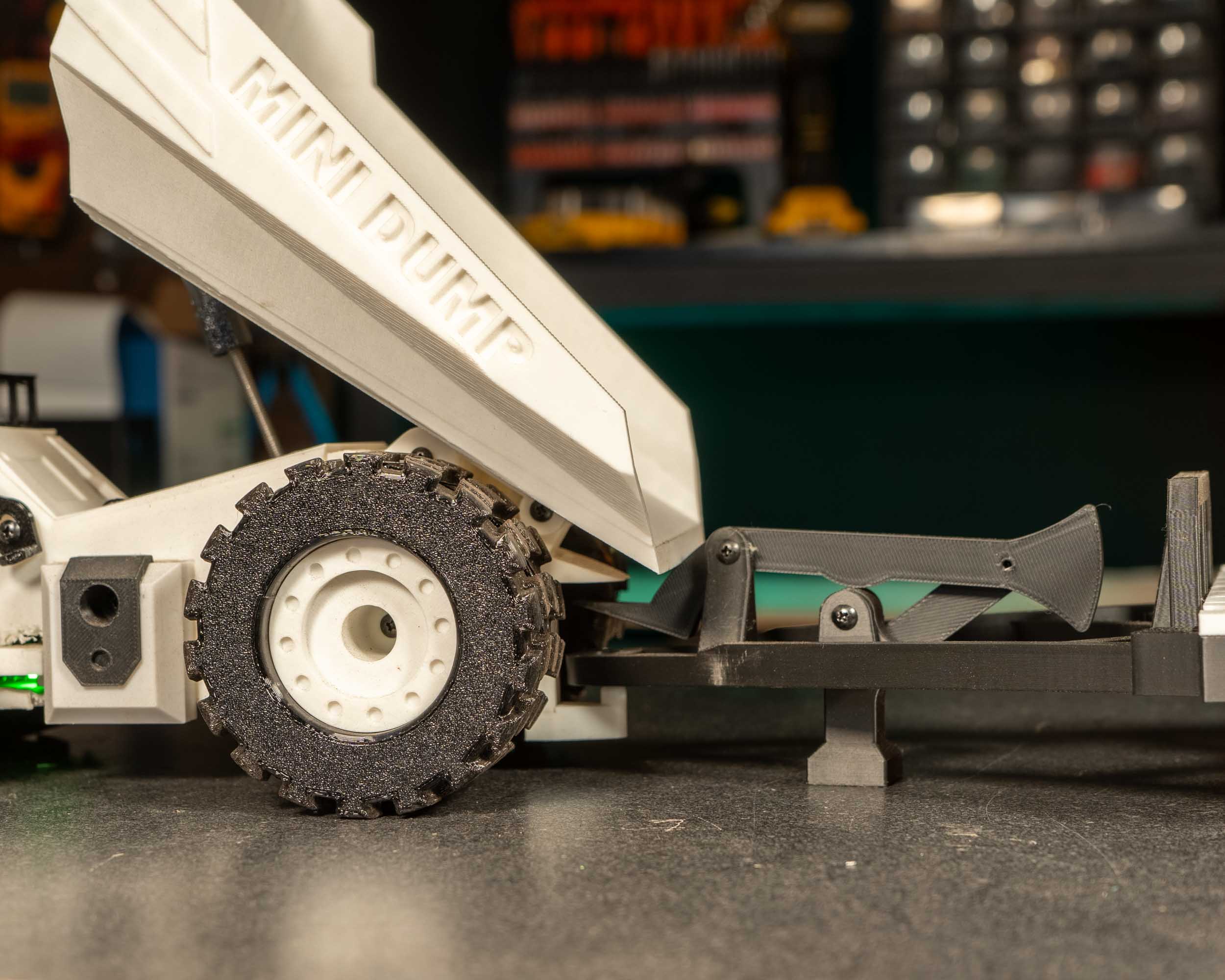 Miniatura 6 do modelo 3D DIY RC Trailer