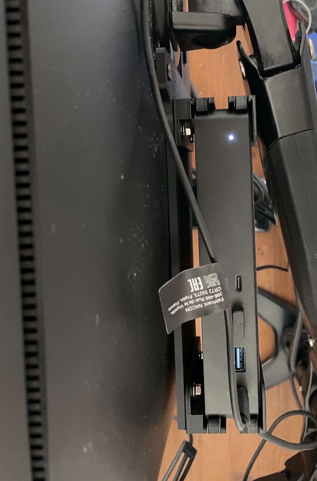 D6000 VESA Plate for D6000 Desk Mount