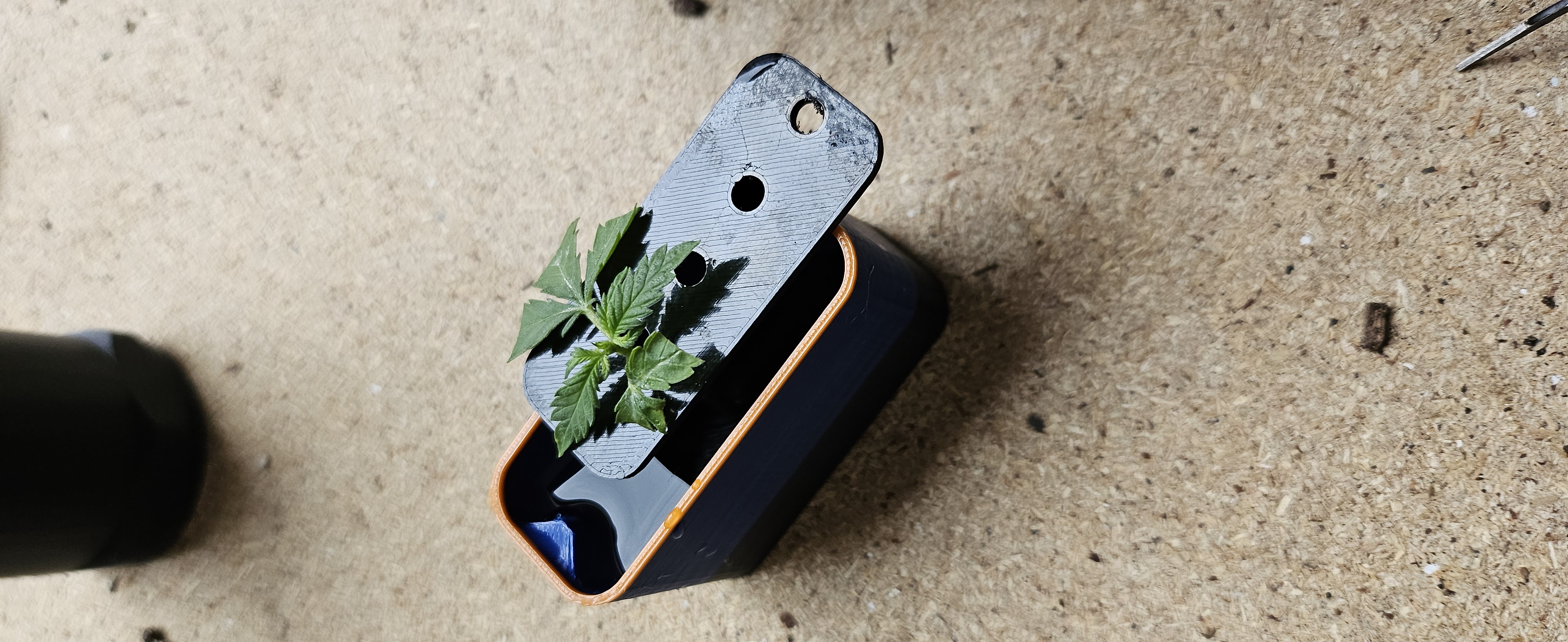 Klon-Anzucht-Box (z.B. Cannabis Steckling)
