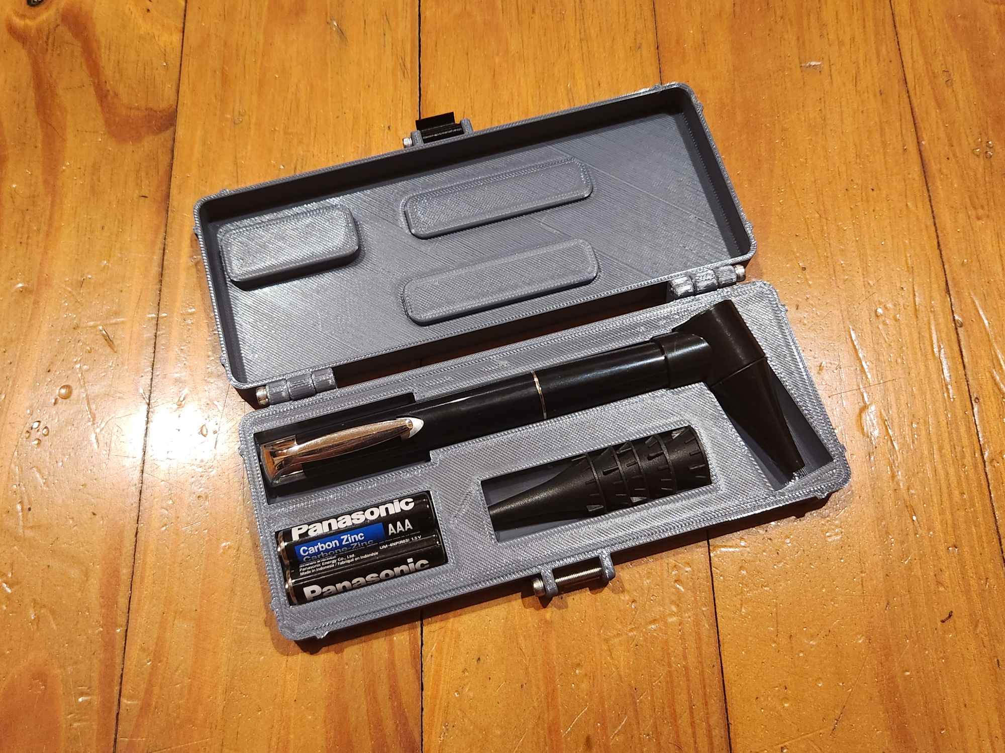 CHINESE OTOSCOPE CASE
