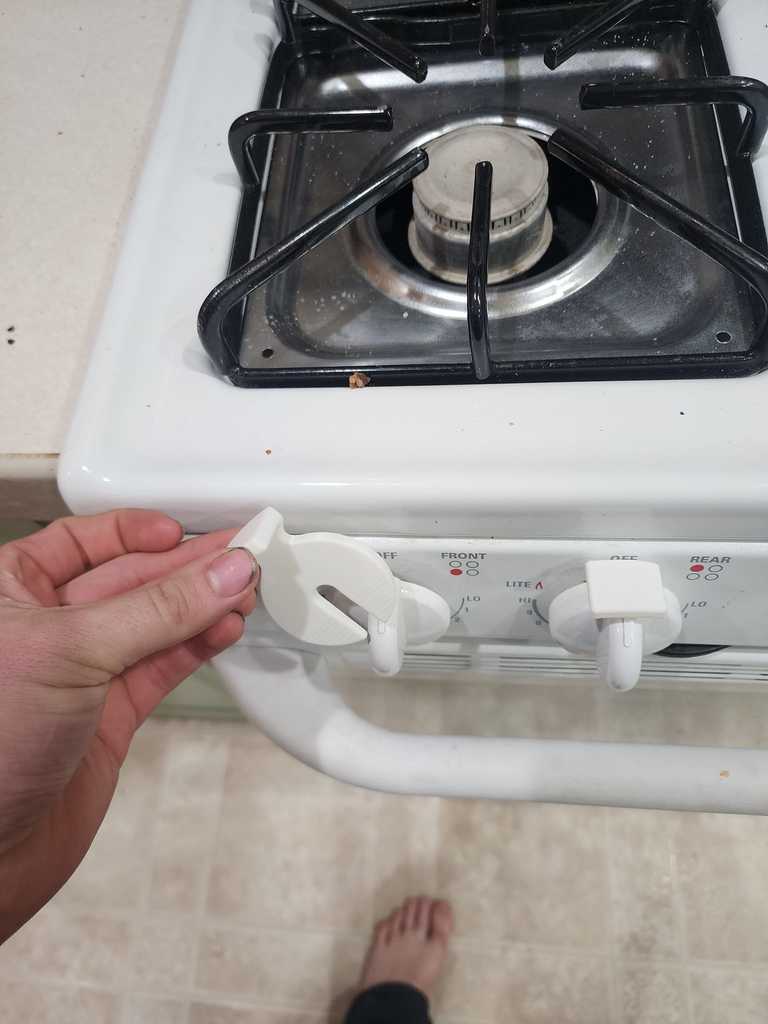 Stove knob stopper by Jonathan Miller Download free STL model