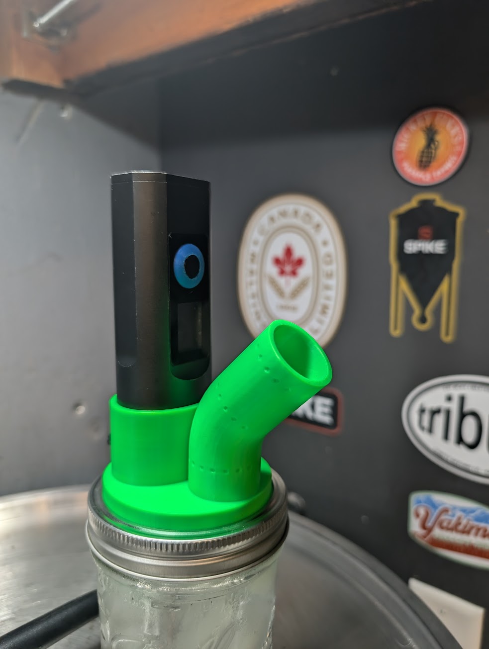 SpaceJam - Arizer Solo II / Solo III Mason Jar Bong 3D model