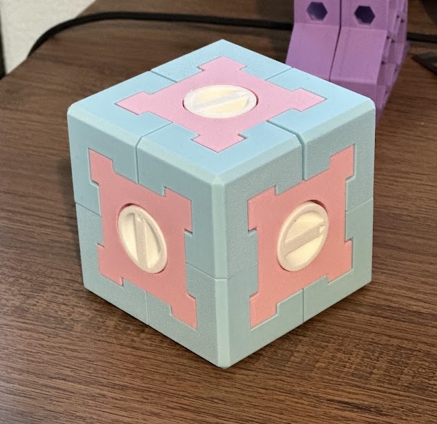 Da Vinci's Puzzle Cube