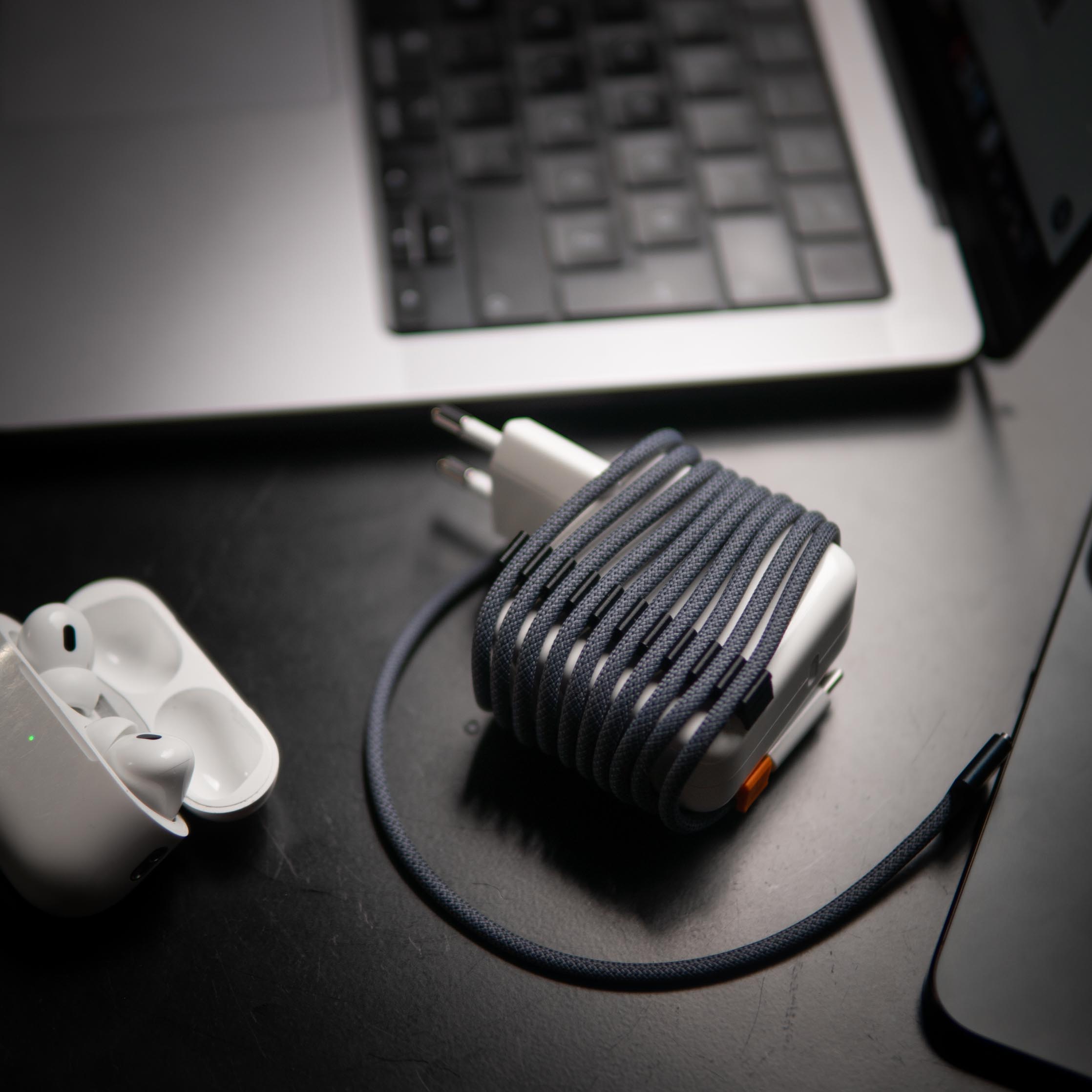 Cable Wrapper / Organiser for MacBook AIR