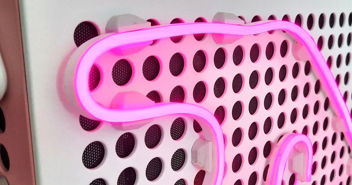 6mm LED Neon mount for Qube 500 PC Case by jaseg | Download free STL ...