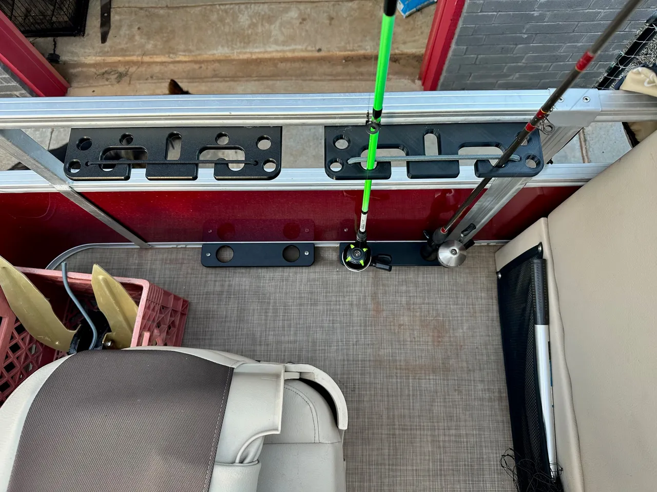 Sun Tracker 20 DLX Fishing Rod Holders by bobby | Download free STL model |  Printables.com