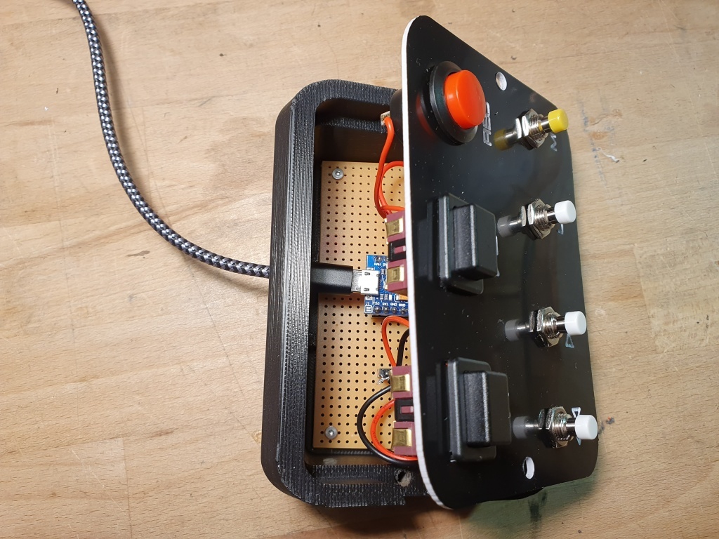 Miniatura 4 do modelo 3D Button Box for Roland E-Drum Racks