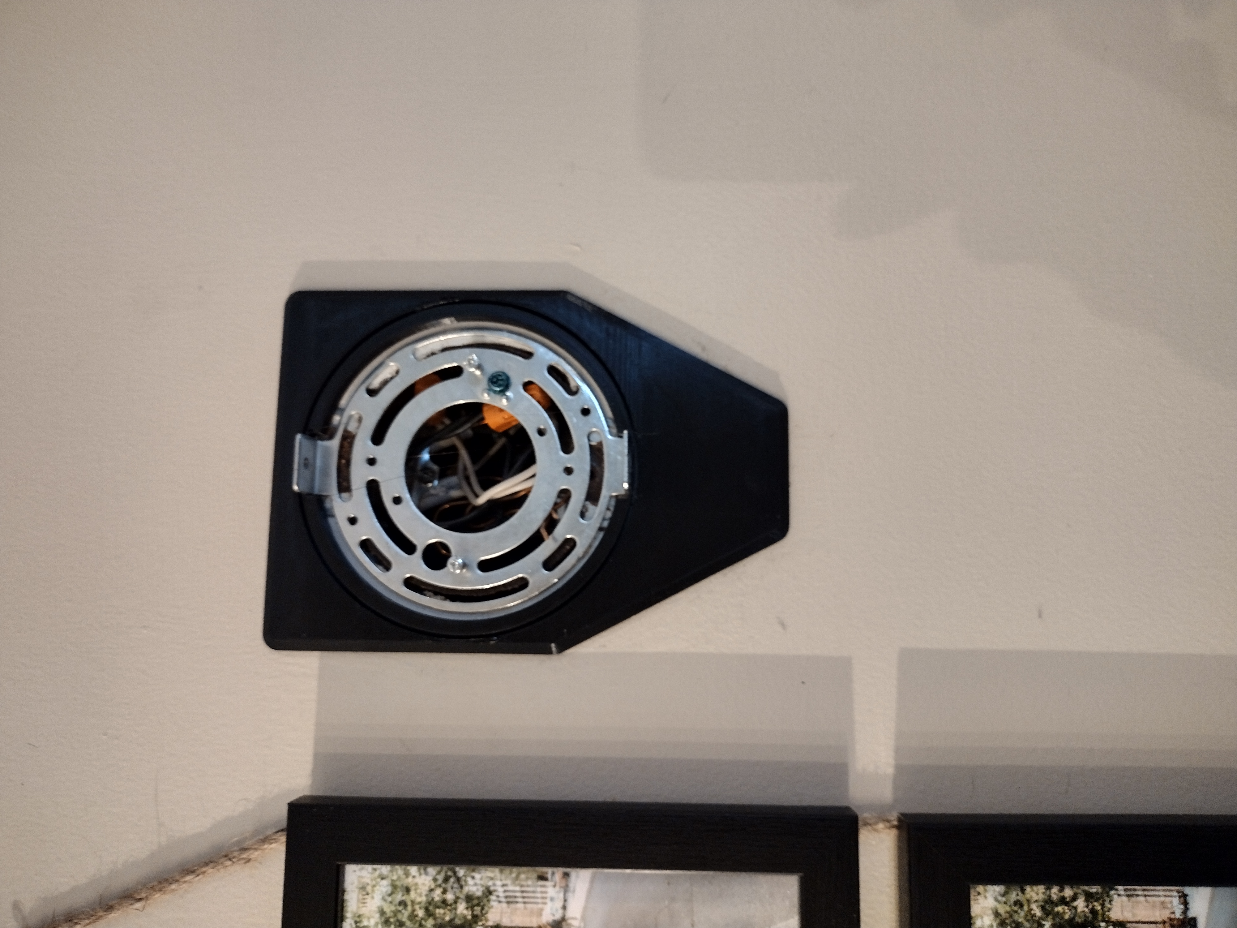 Wall sconce backing — thumbnail 3