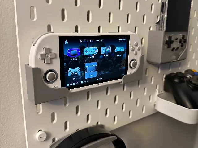 TrimUI Smart Pro Skadis mount