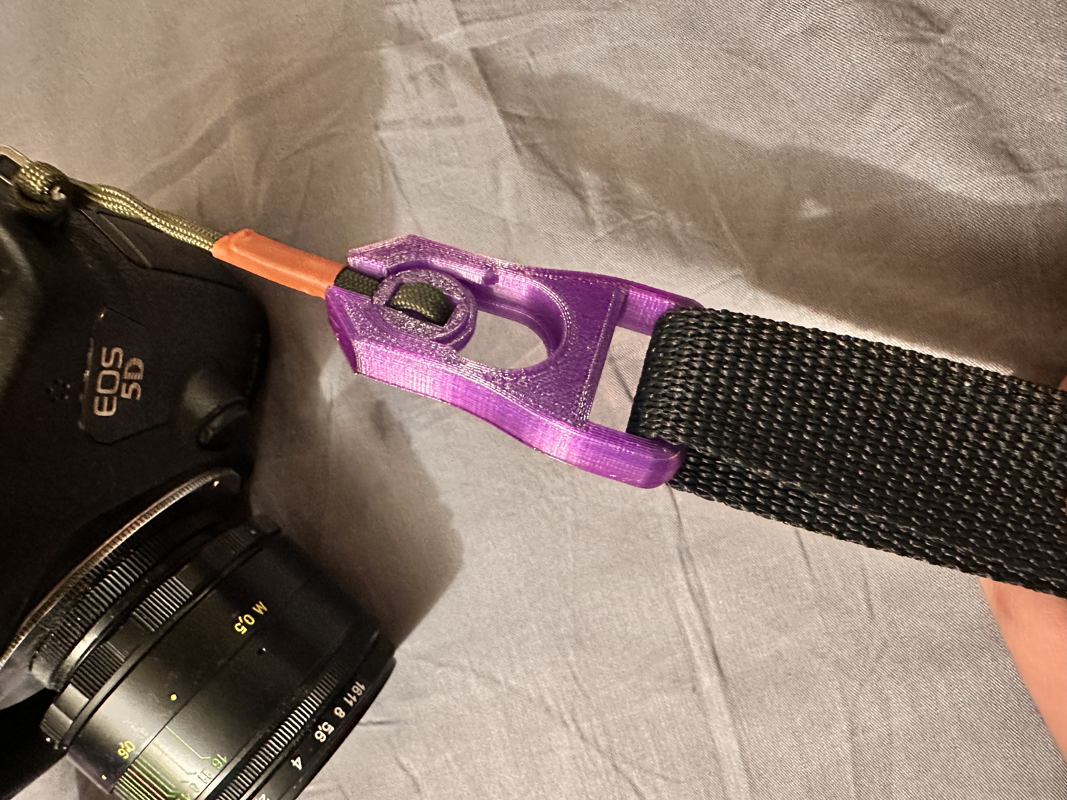 Miniatura 2 do modelo 3D Camera Strap Quick Release (Standard Webbing Buckle Hardware)