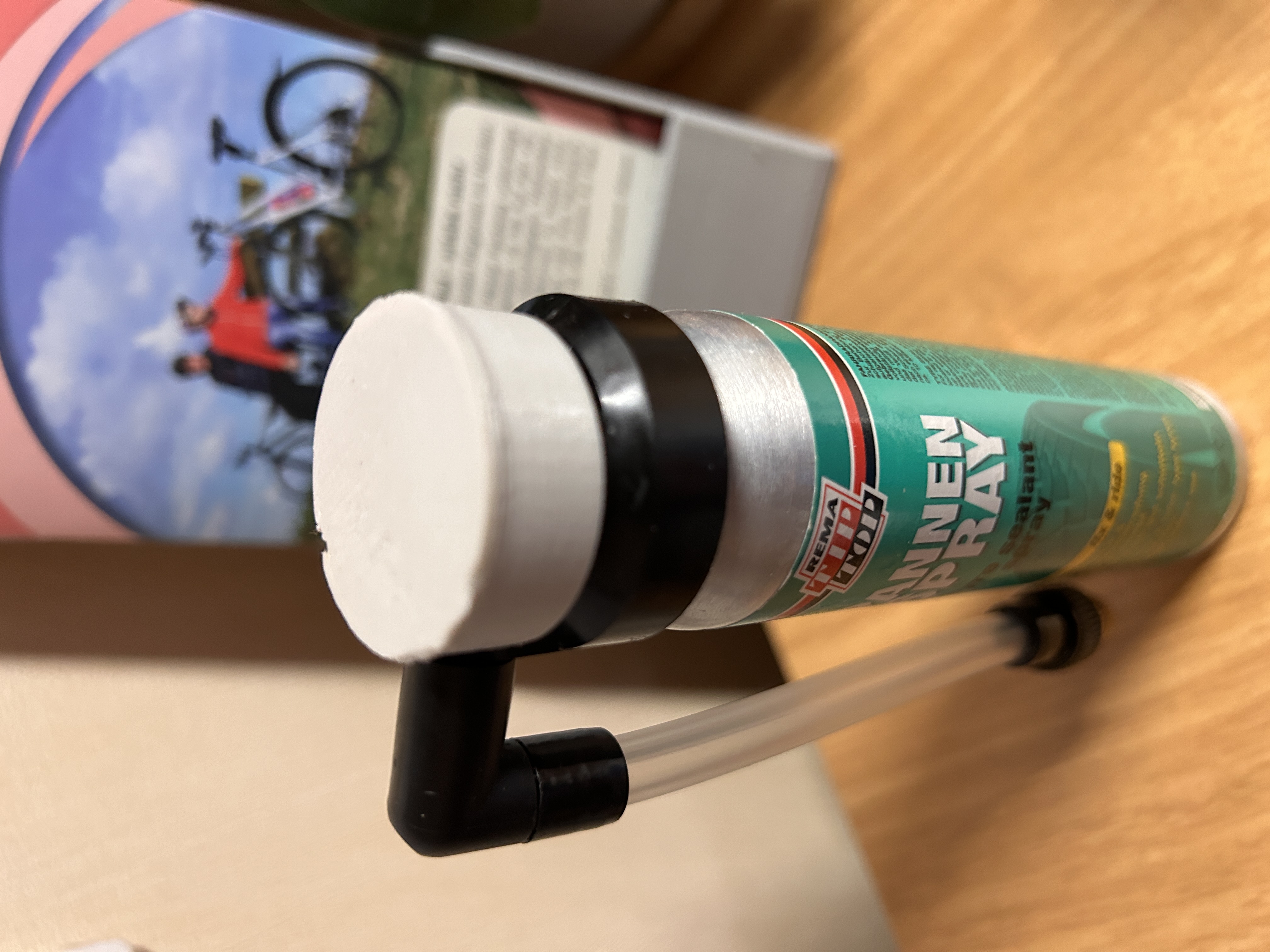 Deckel für Pannenspray / Tyre sealant spray lid