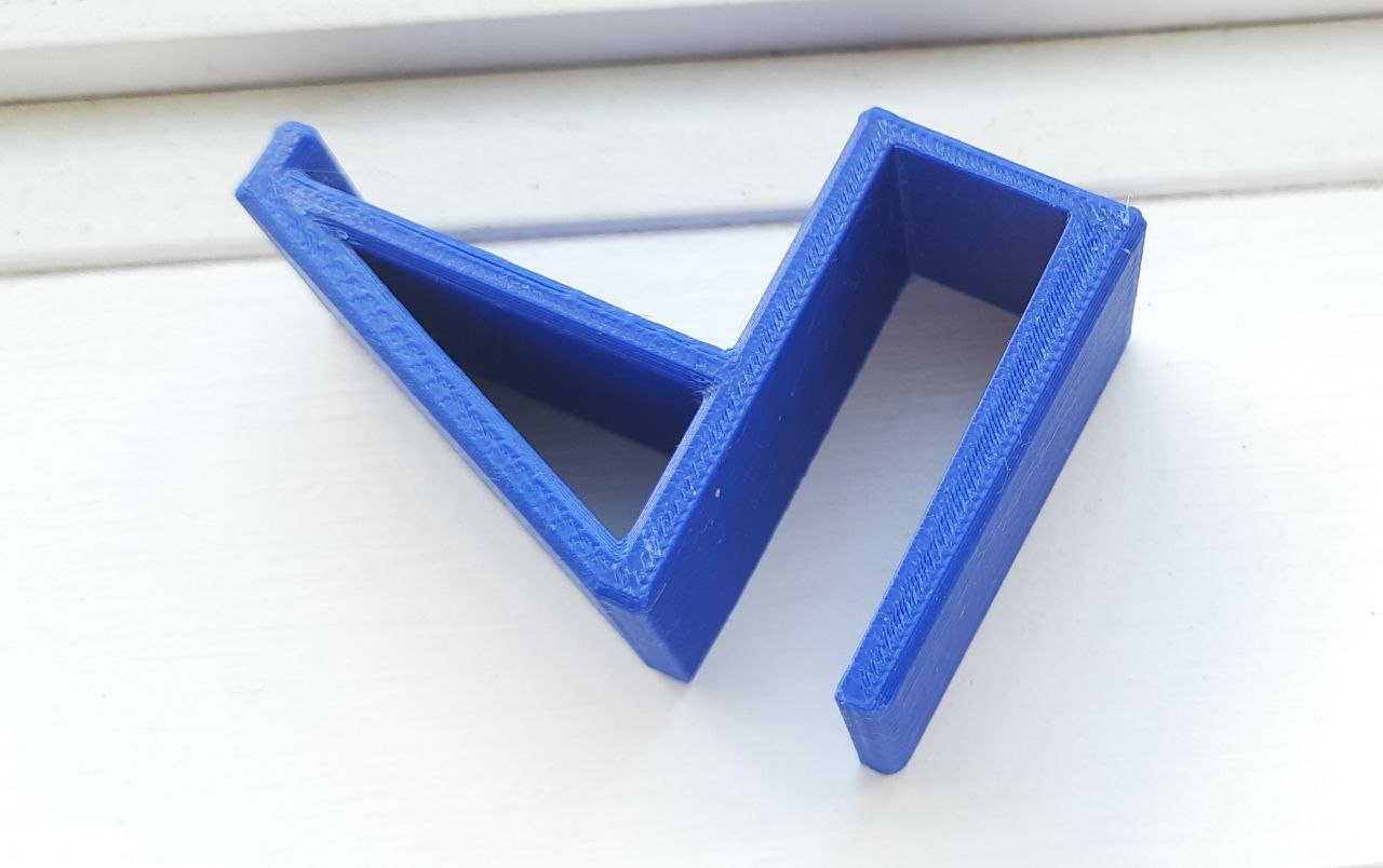 Hook for headphones for Ikea table (Micke, Alex) + parametric model — miniatura 4