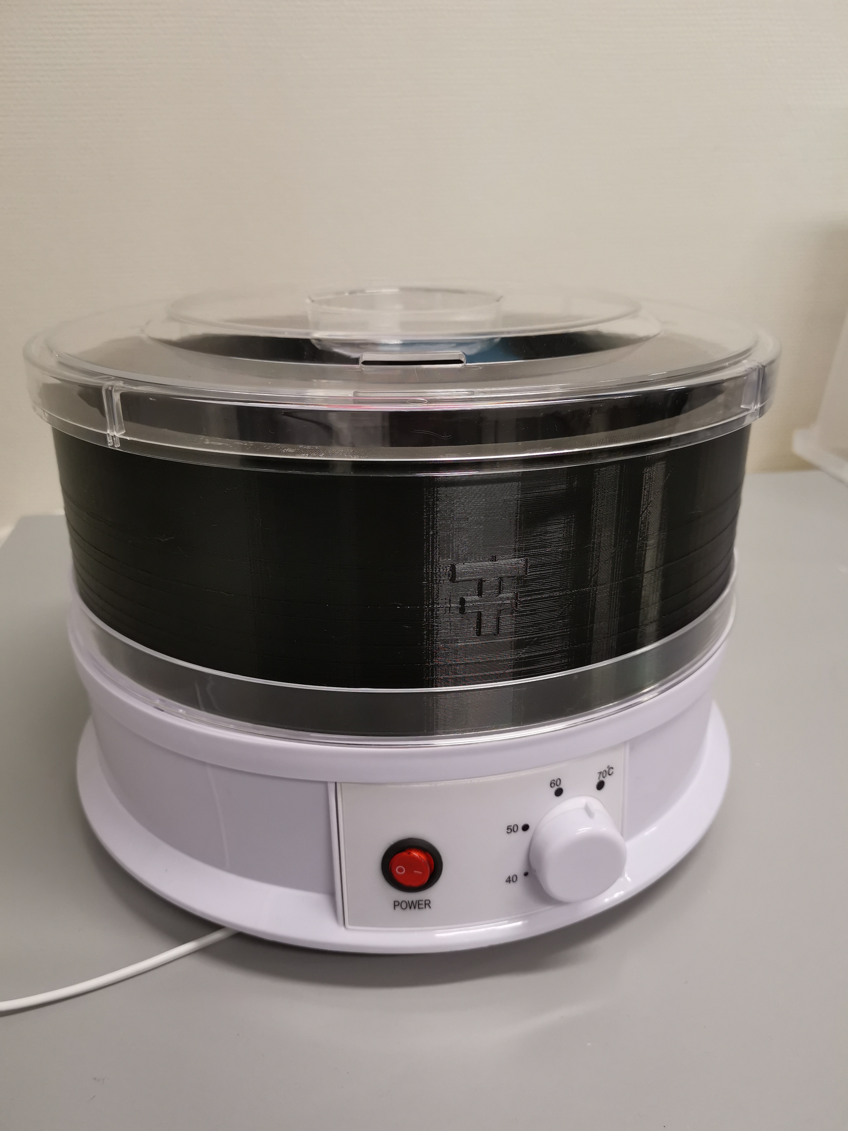 Fruit dryer filament adaptor