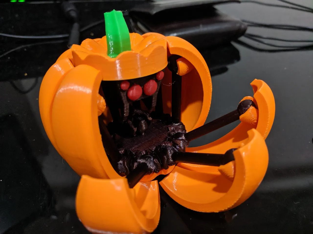 Pumpkin spider transformer