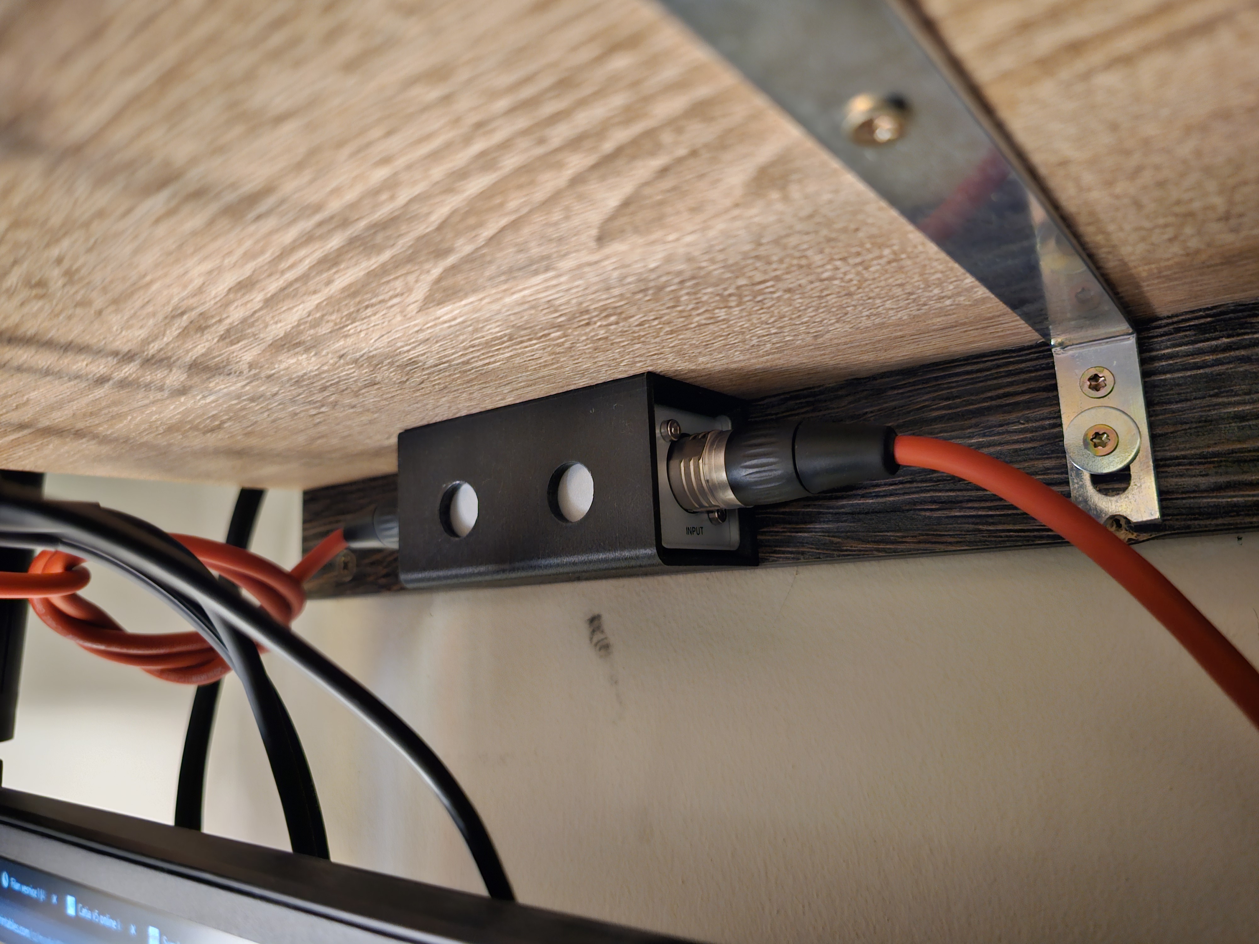 KLARK TEKNIK MIC BOOSTER CM-1 - Slide Holder