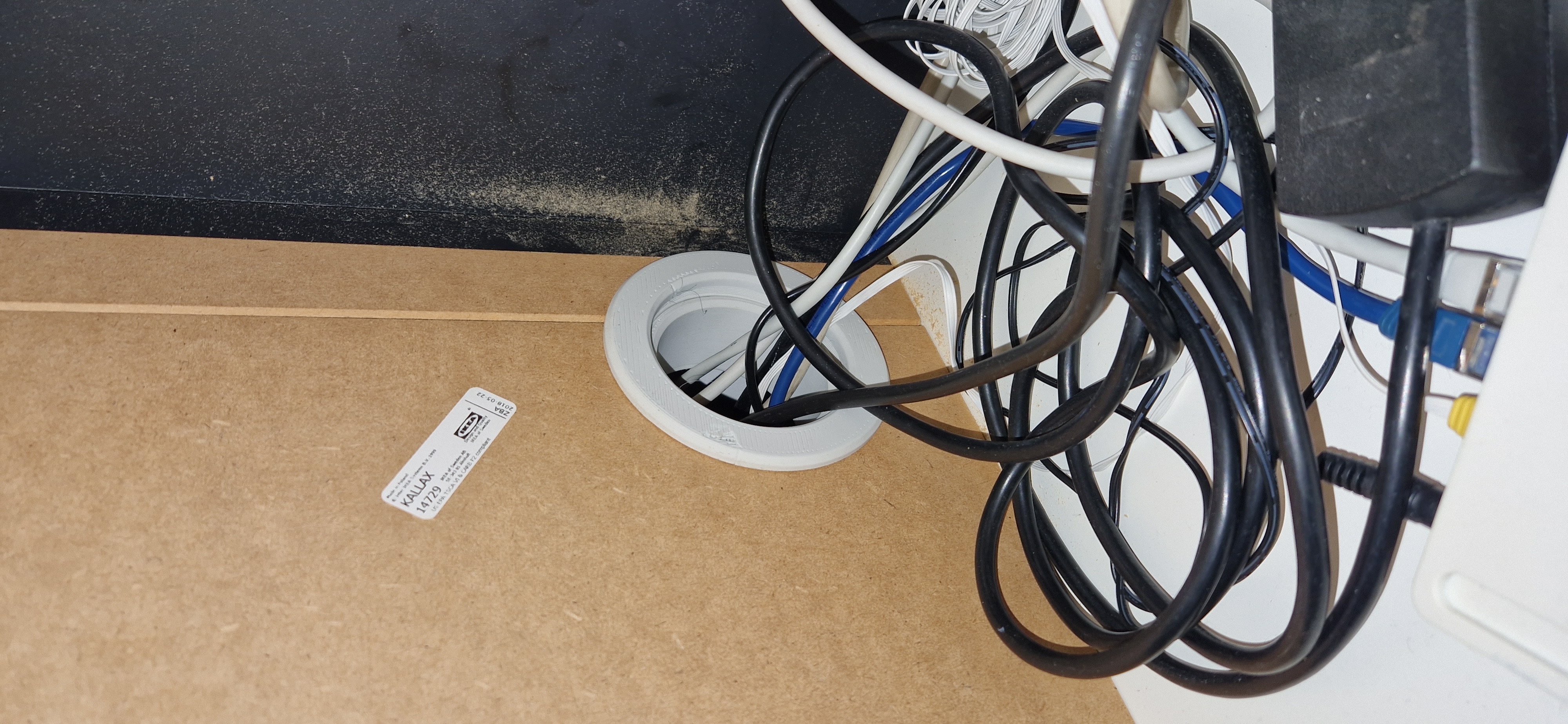 Protection for 95mm hole in Kallax shelf