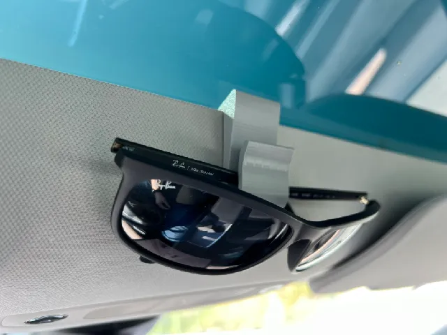 Tesla sunglass holder - Tesla Model 3/Y headliner - easy fit