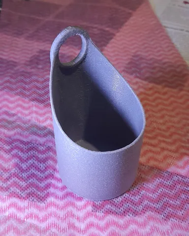 oil can holder