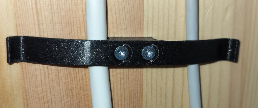 Cable clip
