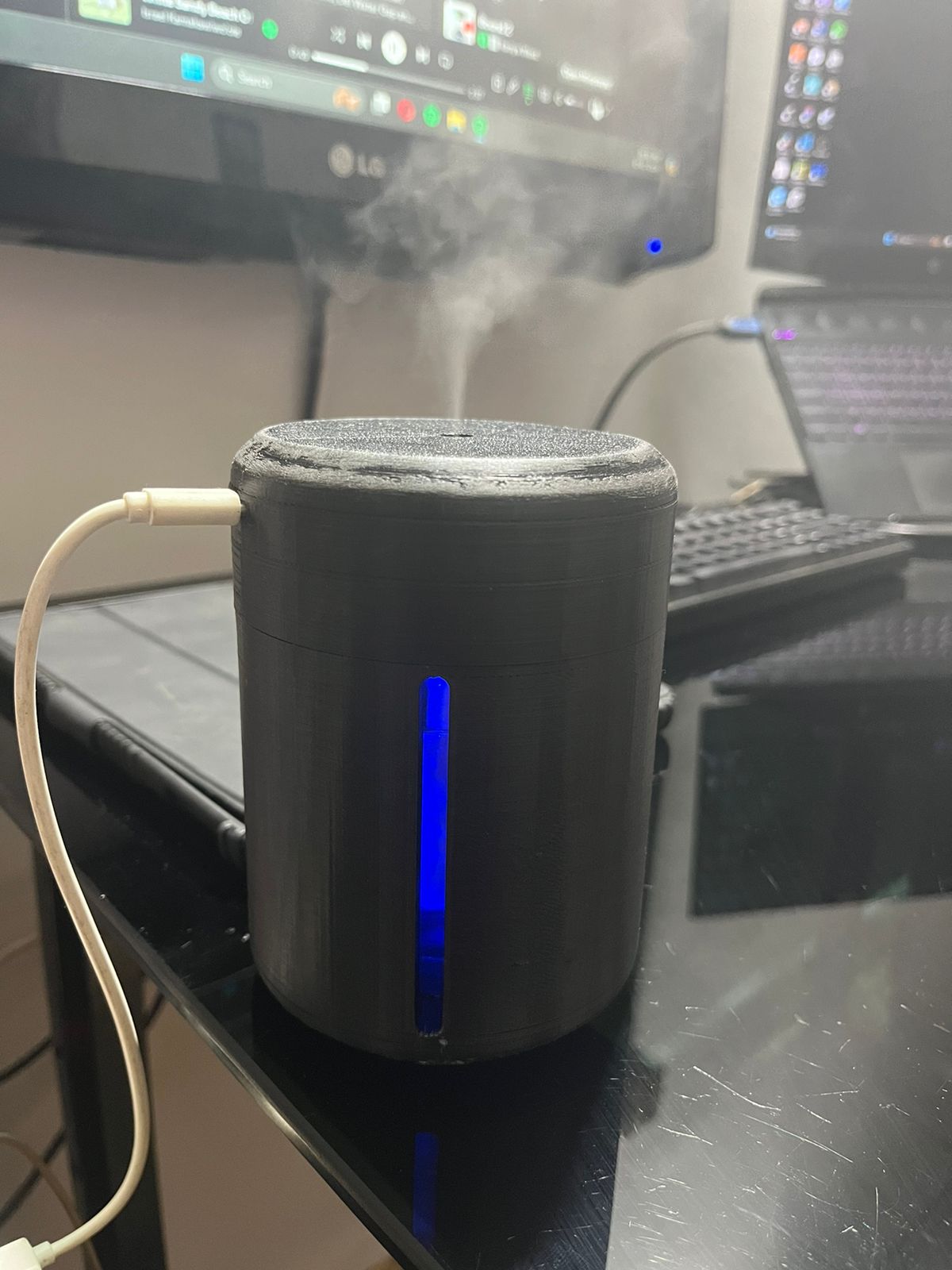 Miniatura 3 do modelo 3D Essential oil diffuser/atomiser