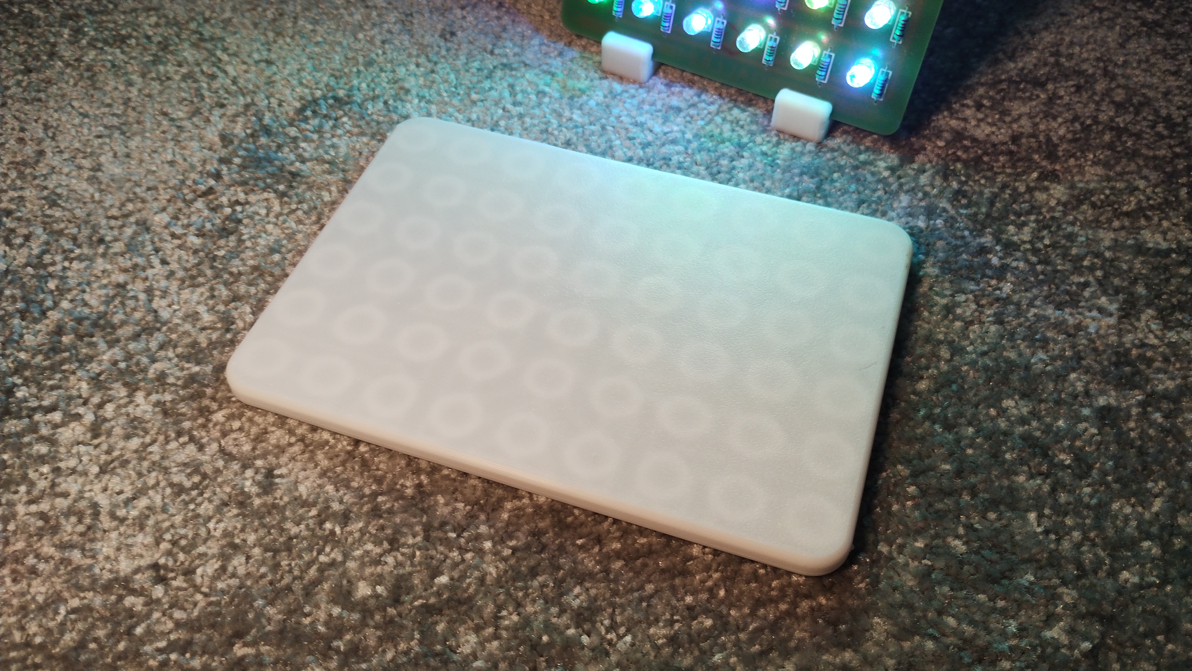 BigCliveDotCom "Gallium" supercomputer diffusion cover and stands/feet — miniatura 5
