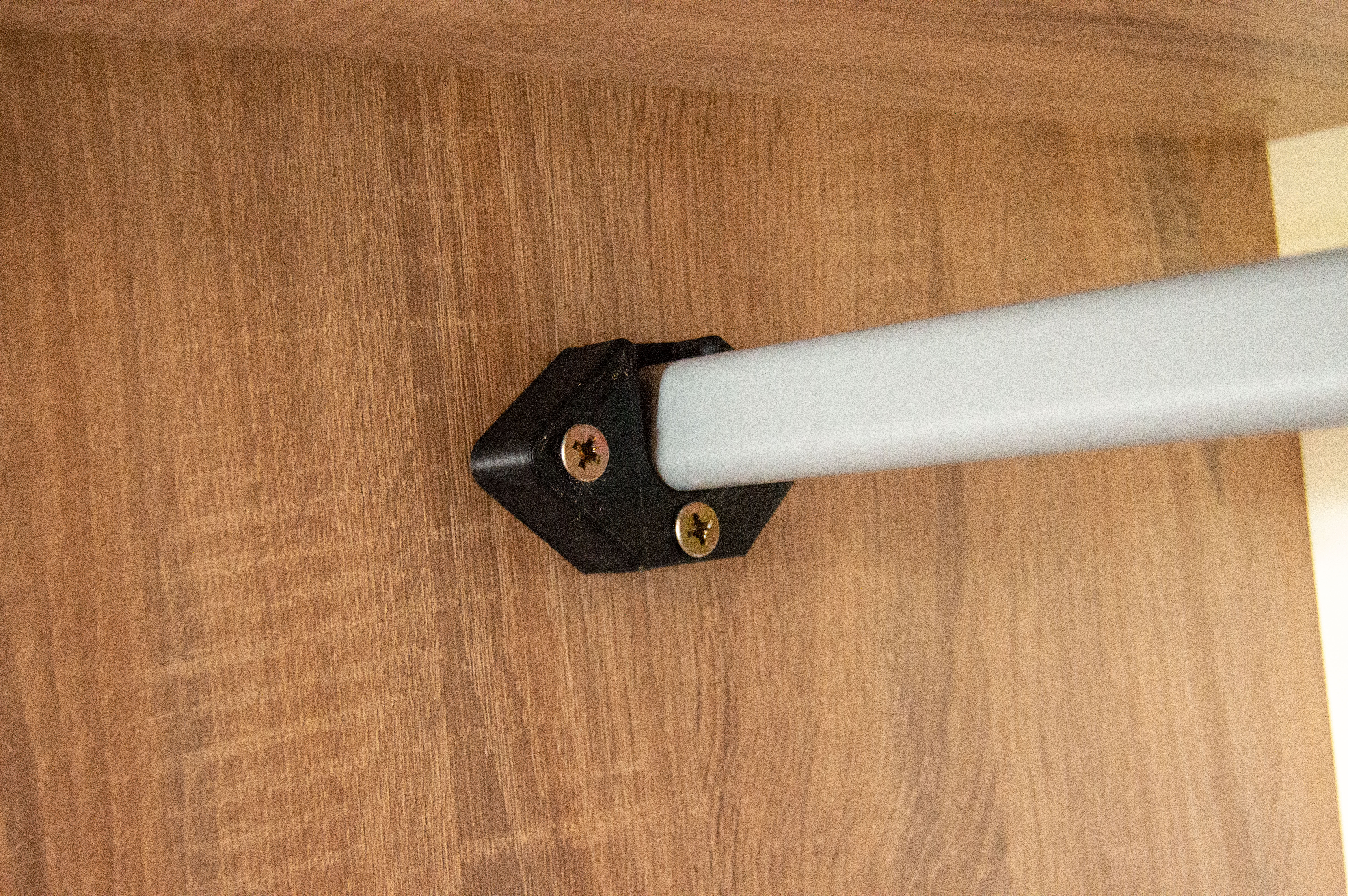 Miniatura 3 do modelo 3D Clothes rail holder