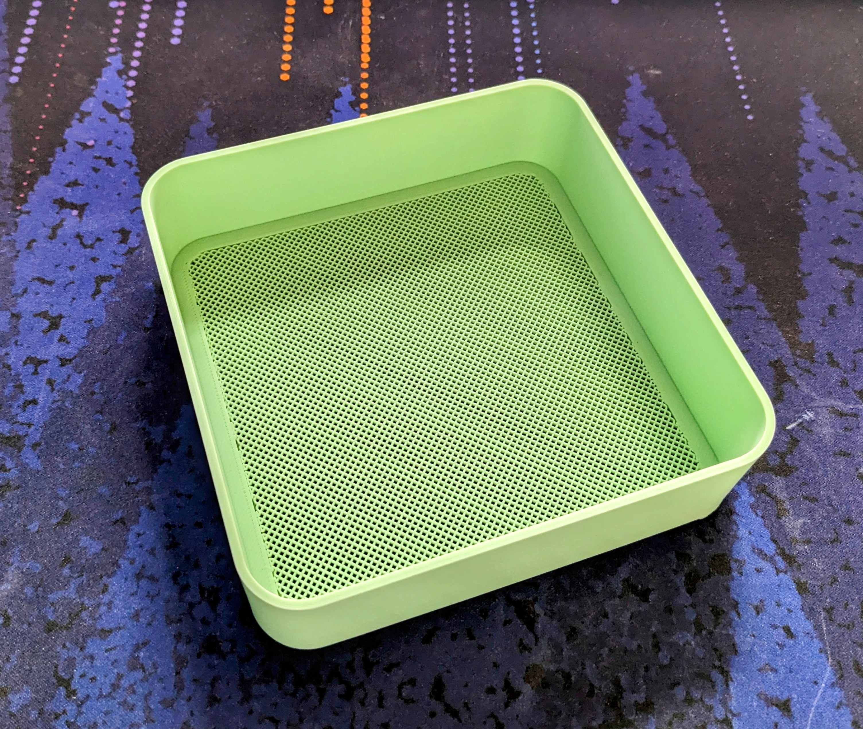 Seed Tray for Countertop Microgreens Farm by Nilaik Download free STL
