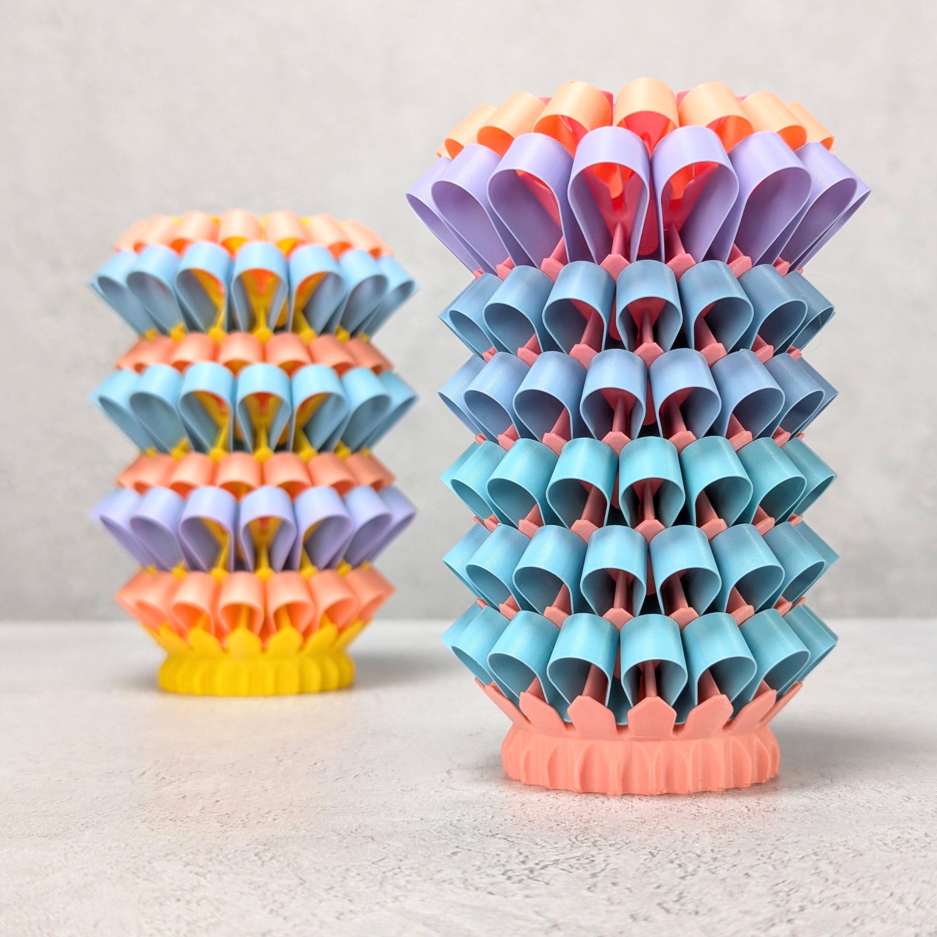 Inversion Ruffle Vase — miniatura 2